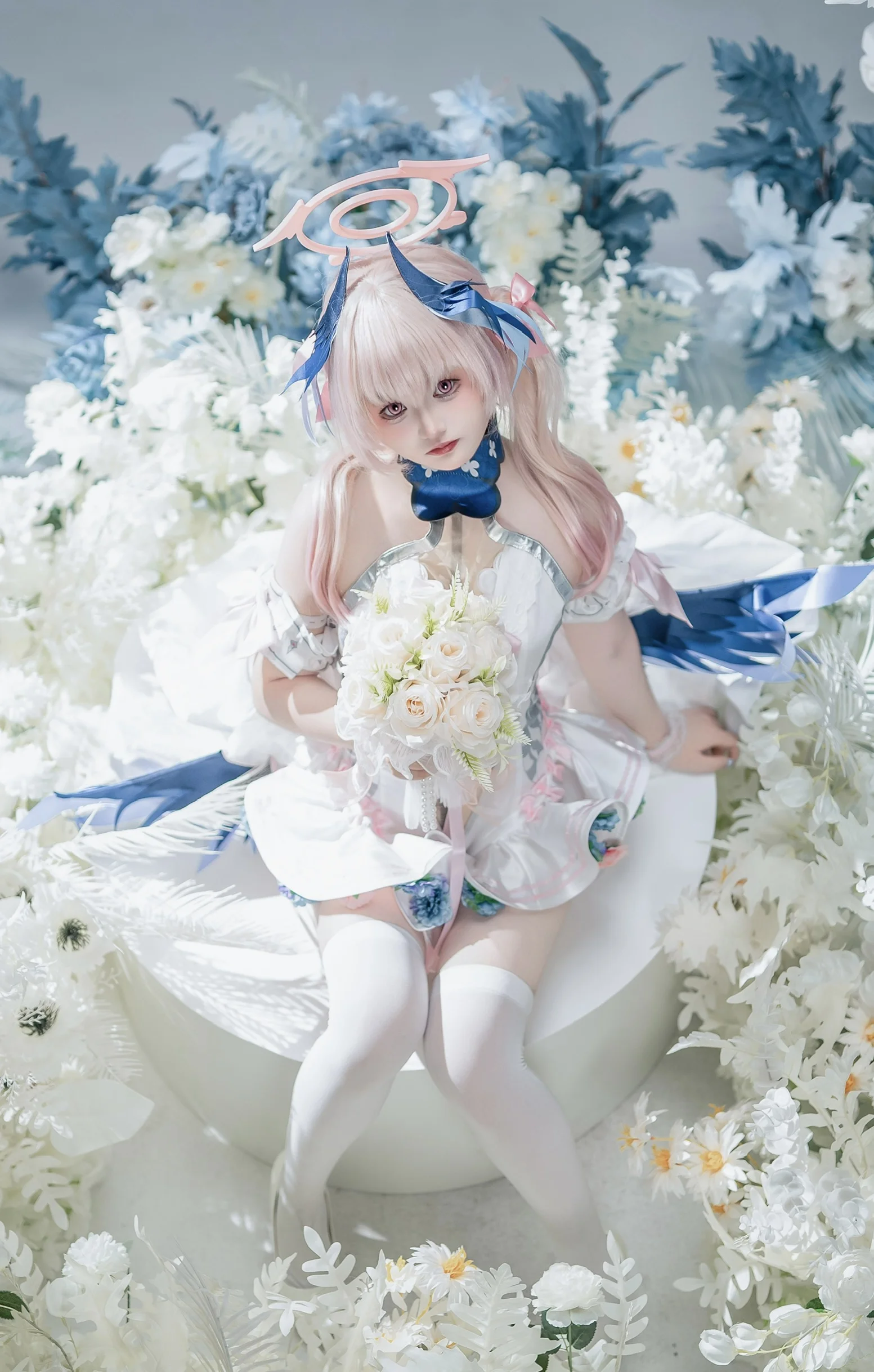【下江小春cos】碧蓝档案，纯白花海中的定格瞬间