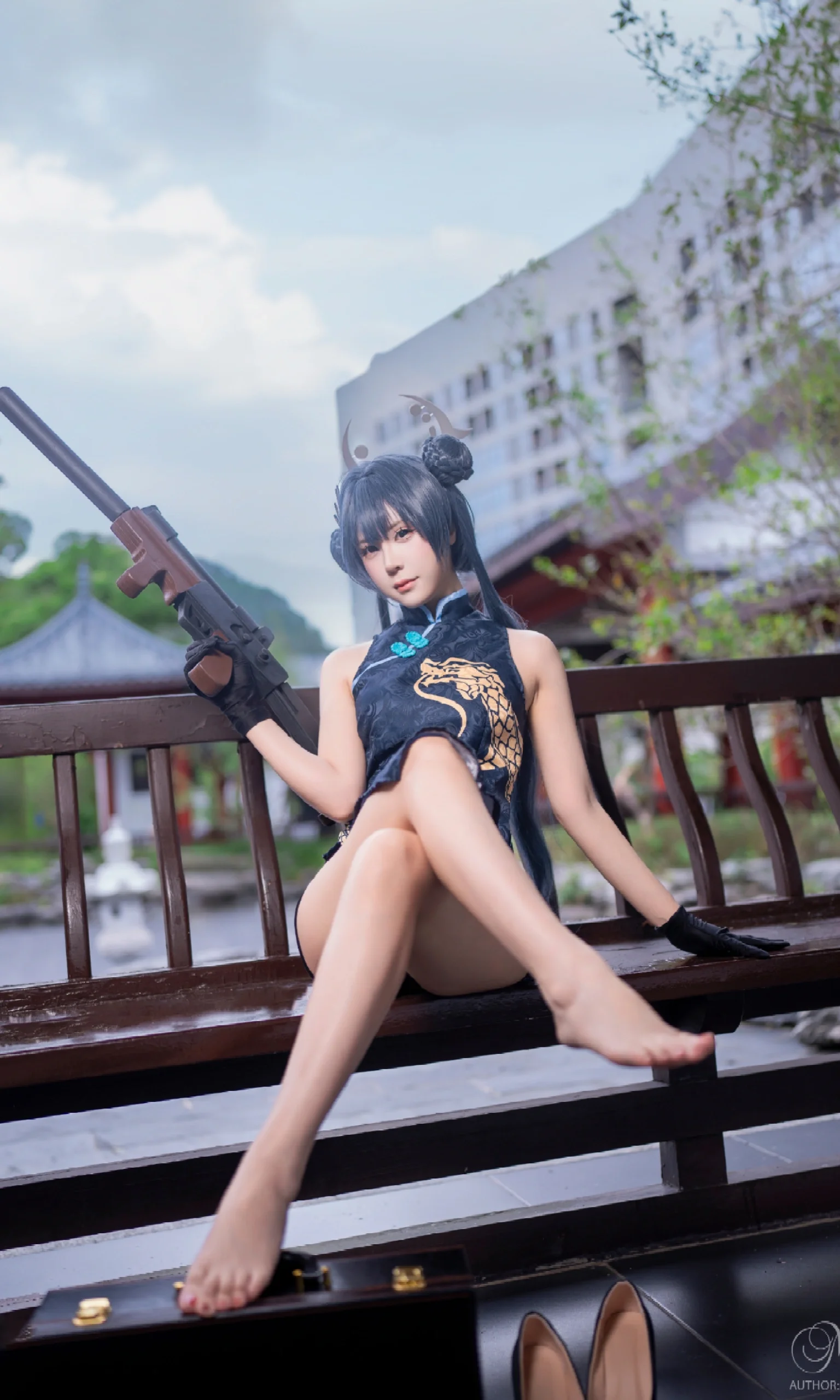 【龙华妃咲cos】碧蓝档案里的从容与飒爽 - 第 2 张