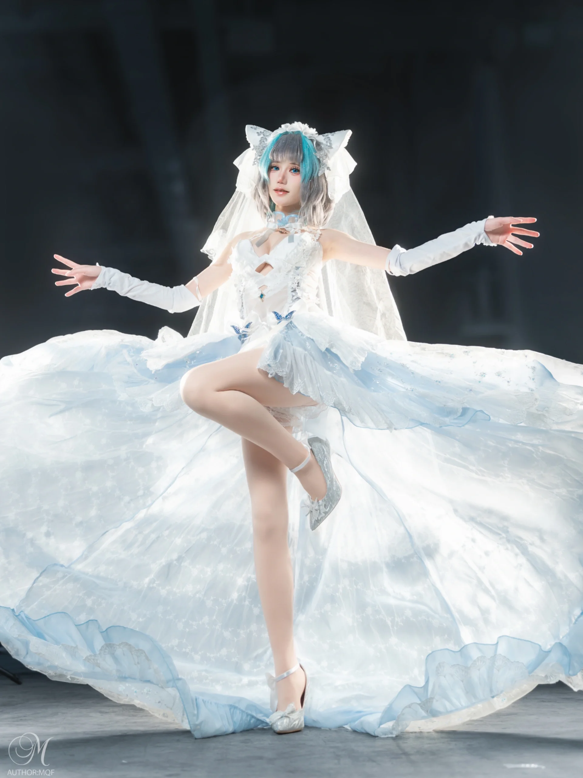【柴郡cos】碧藍航線誓約花嫁，在螢火蟲漫展定格輕盈瞬間 - 第 1 張