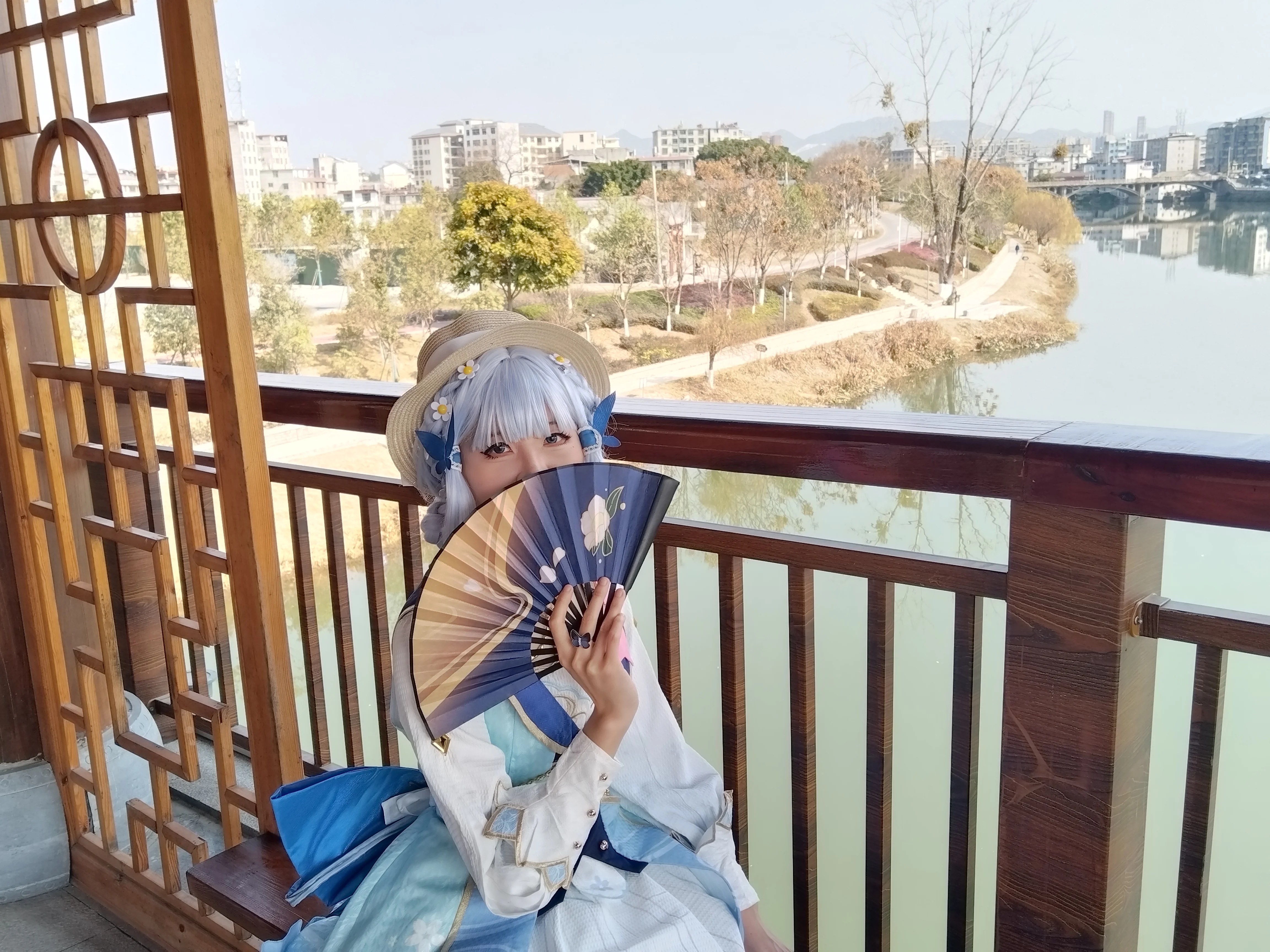 【神里绫华cos】原神角色在老家乡下小镇的新春游历 - 第 1 张