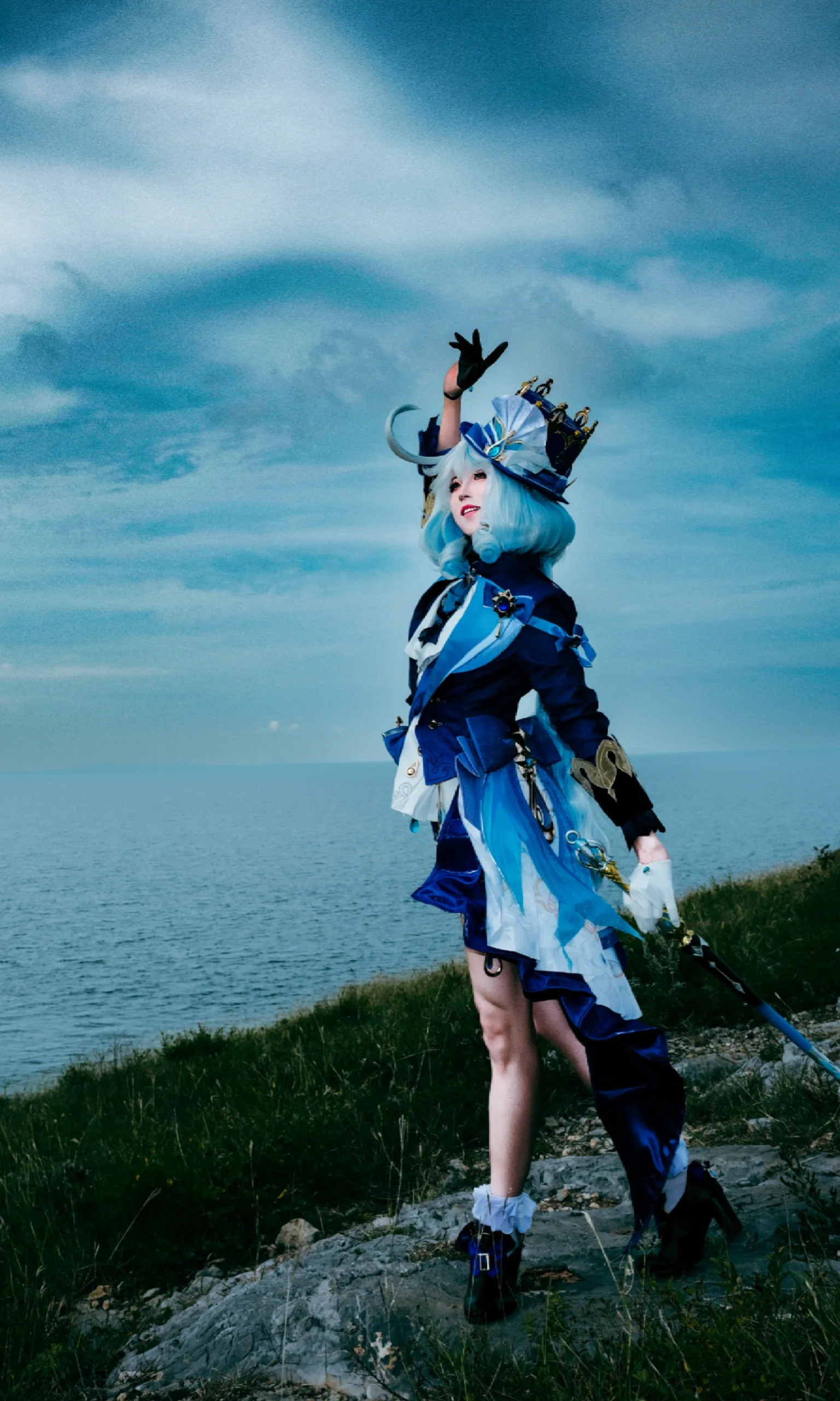 【芙宁娜cos】冷色调海风中的奇幻电影感 - 第 2 张