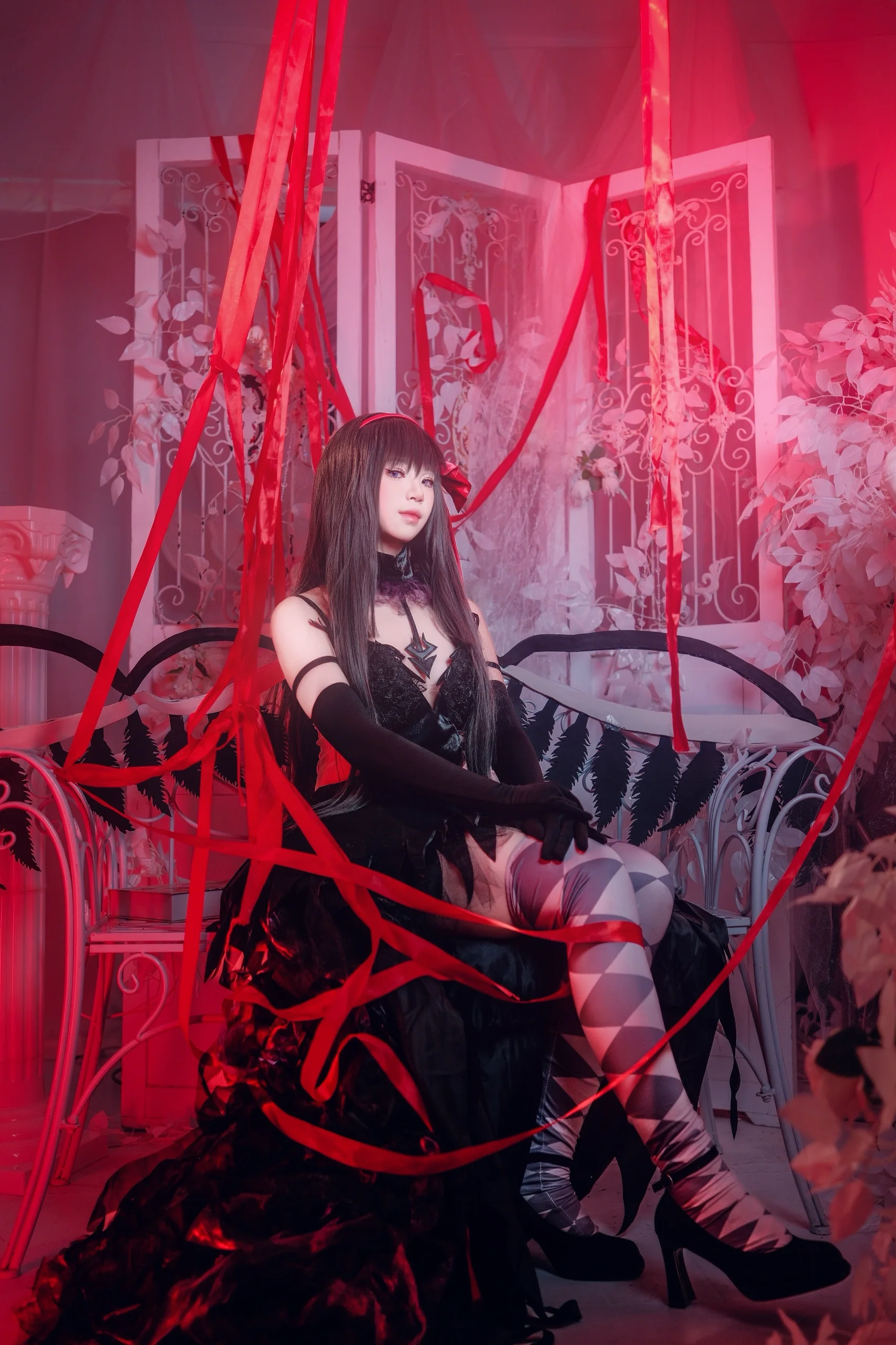 【晓美焰cos与鹿目圆cos】魔法少女小圆双人正片，红黑交织的宿命感 - 第 3 张