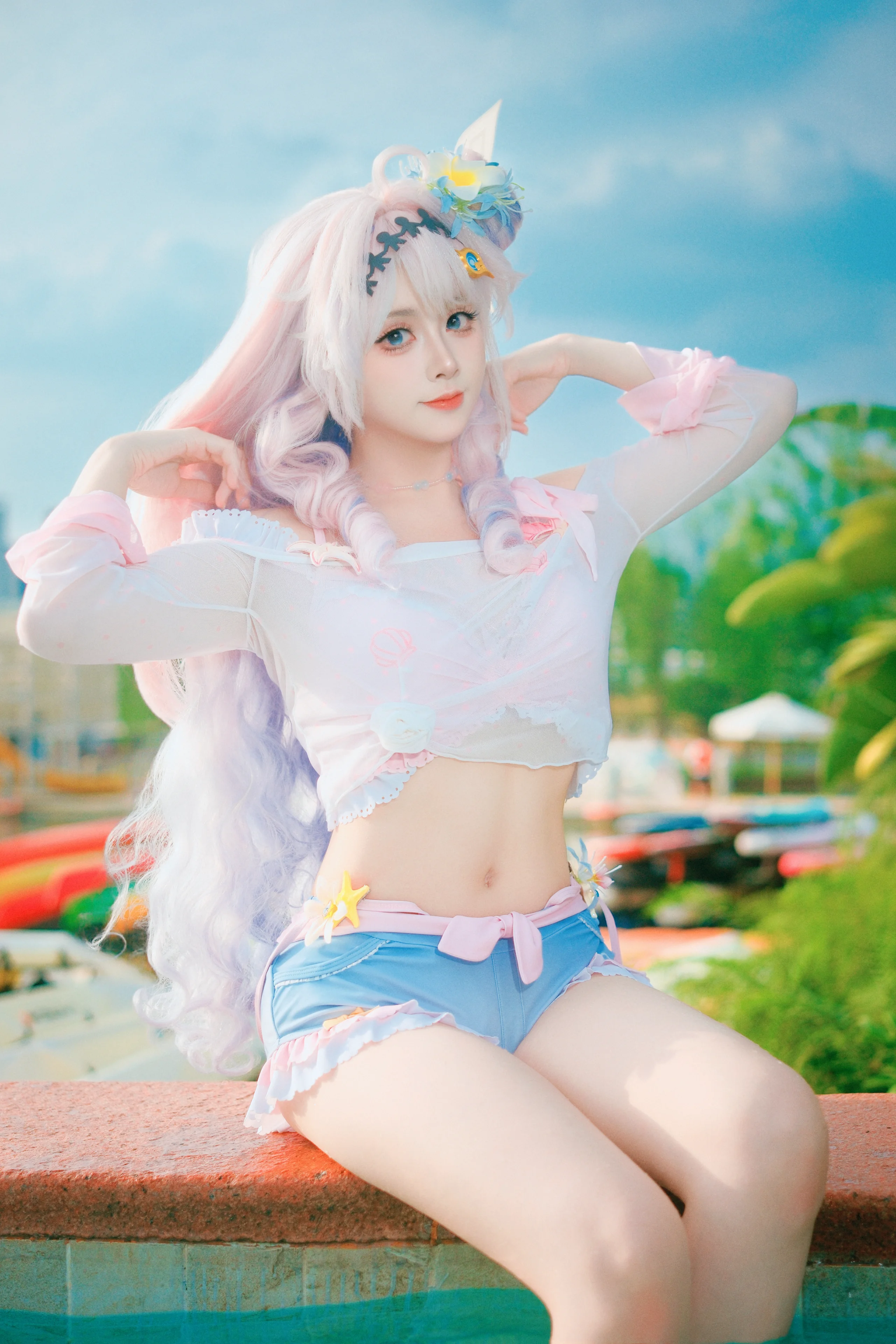 【达妮娅cos】天蓝色的夏天水边泳装写真记录