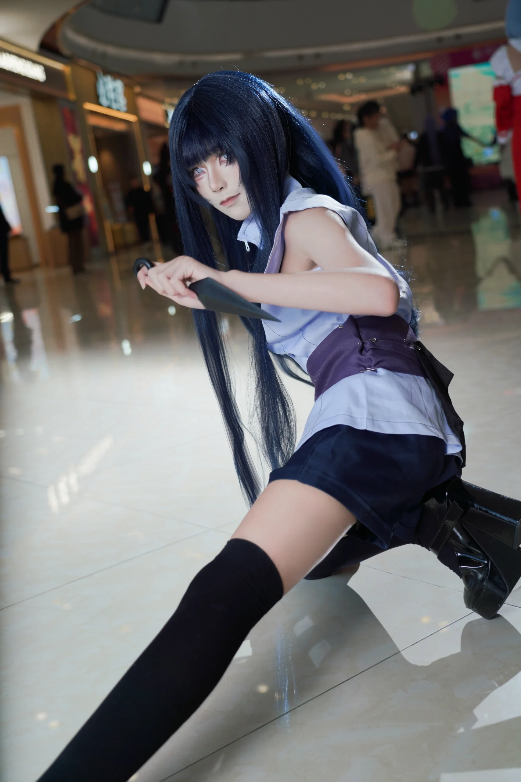 [Hinata Hyuga Cosplay] White Eyes and Blue Hair: Freezing the Ninja Creed of this Moment with a Blade - Image 2