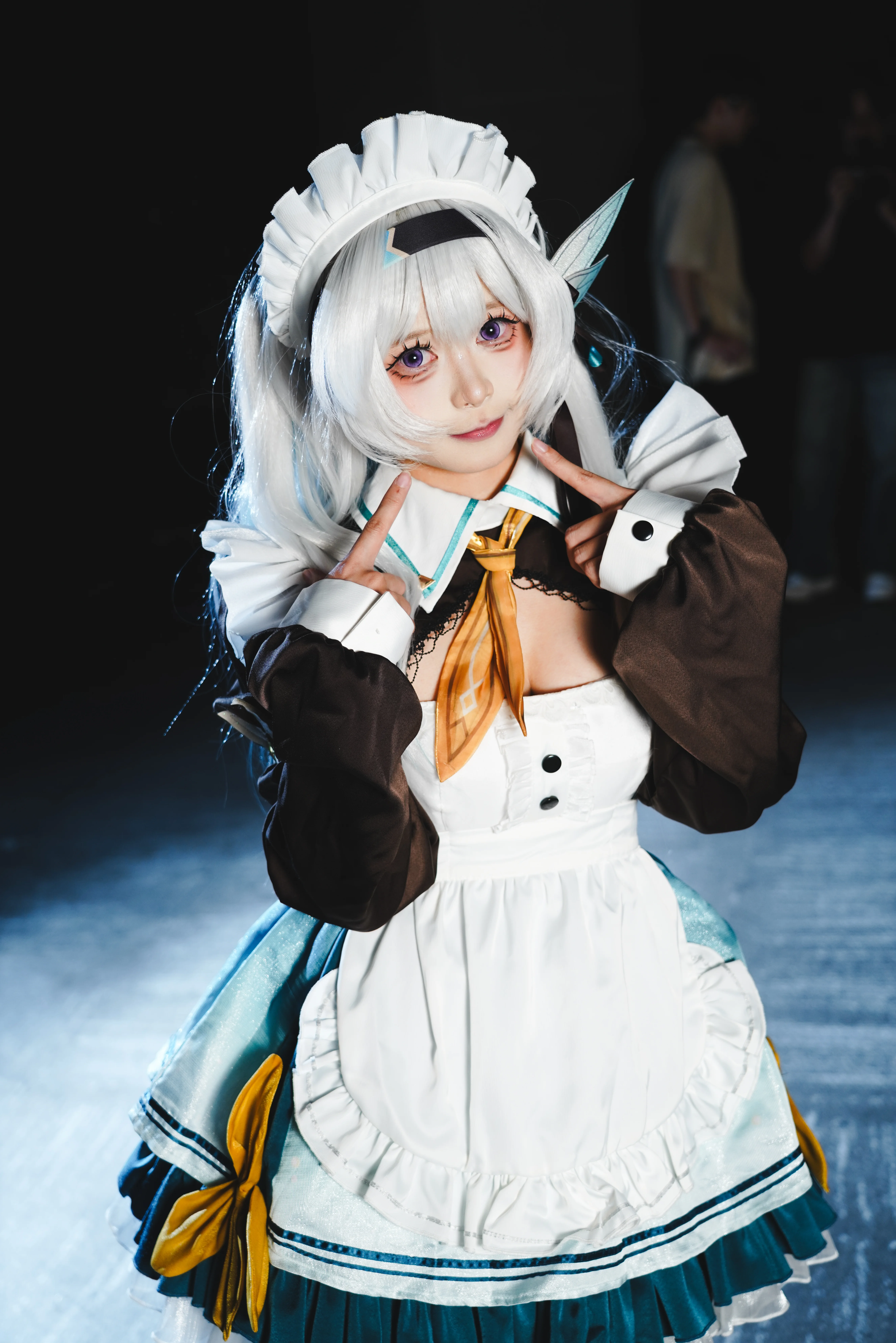 【流萤cos】崩坏星穹铁道女仆装，舞动在萤火虫漫展 - 第 1 张