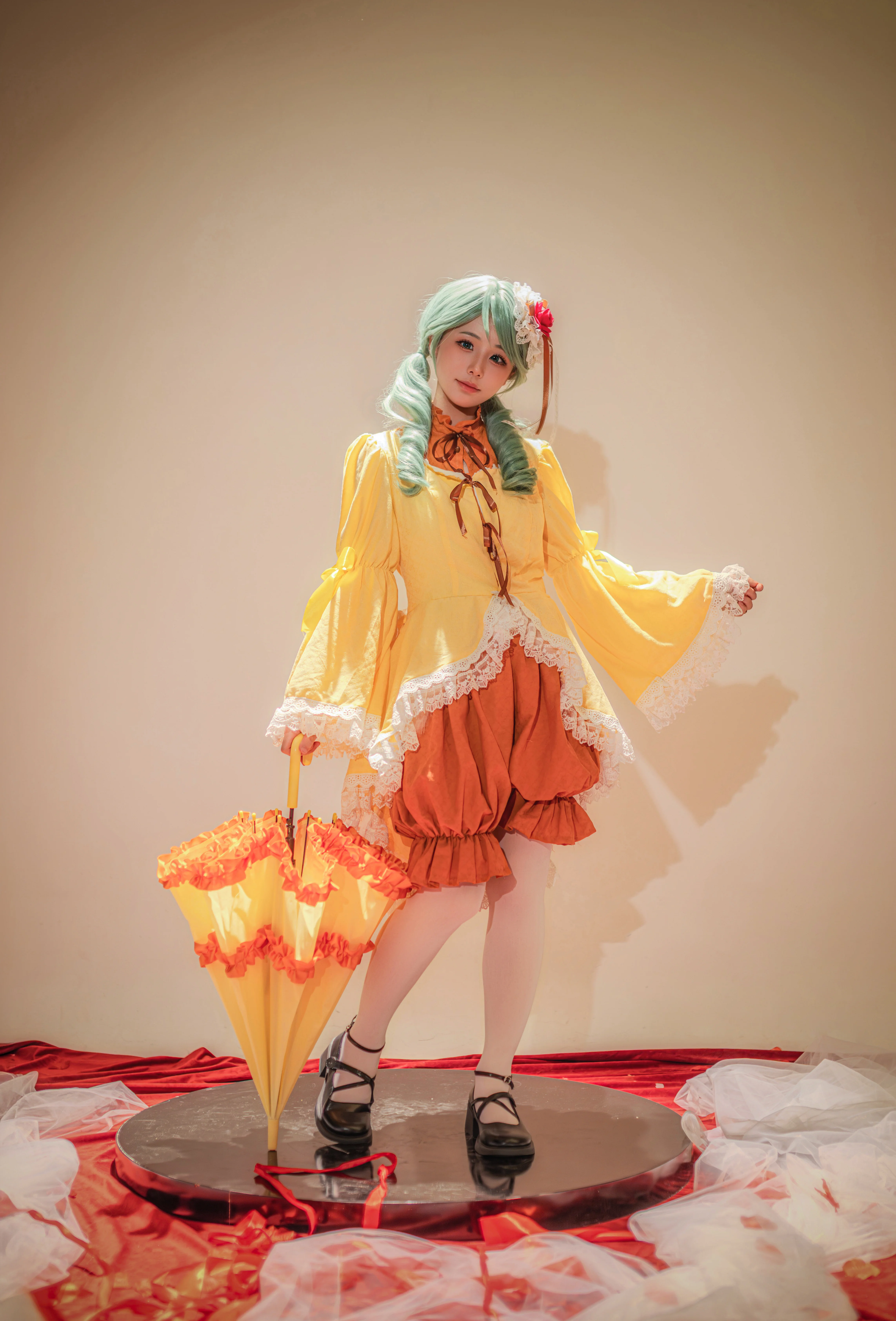 [Rozen Maiden Cosplay] Marionettes Under the Spotlight and Retro Dresses - Image 2