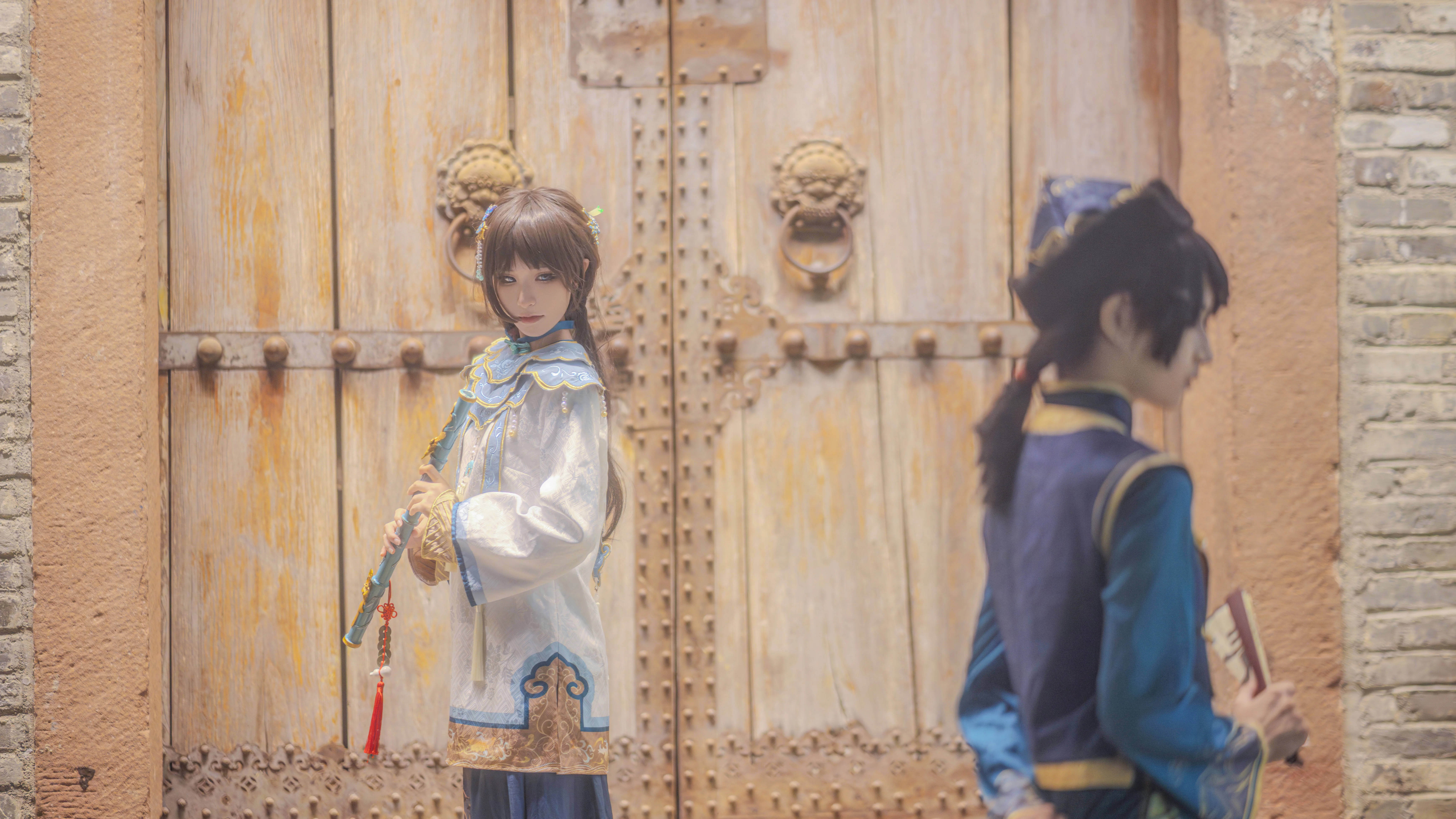 【骨董商コスプレ】Identity V 第五人格、古楼のランタンに映える中国風写真の二人組 - 1 枚目