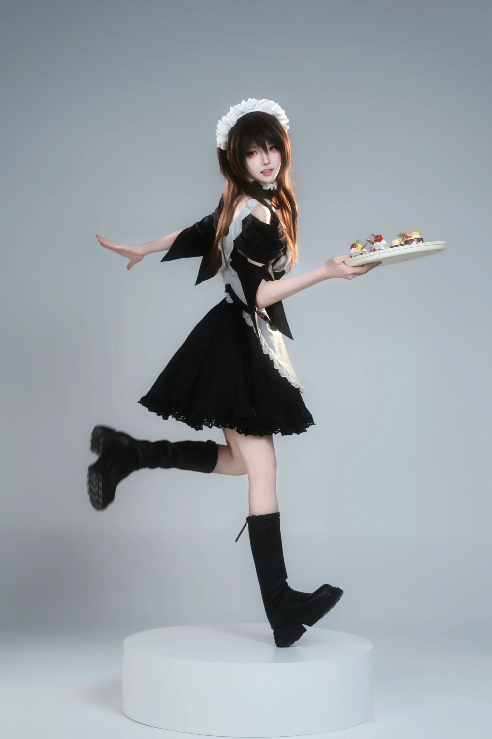 【鲇泽美咲cos】会长是女仆大人，今日份的女仆营业 - 第 3 张
