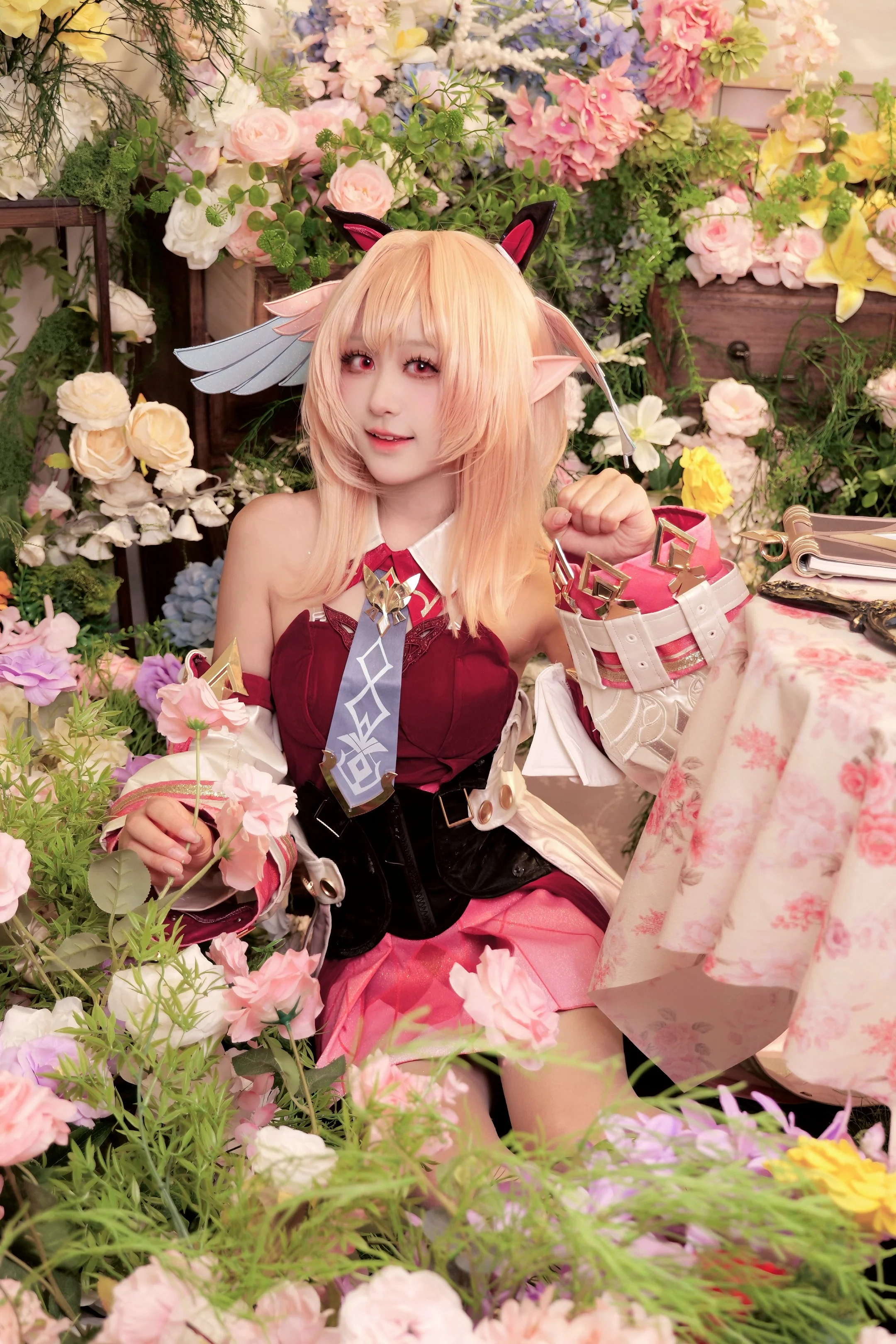 【莉奈婭cos】原神世界的小精靈，這套粉白穿搭太有質感 - 第 2 張