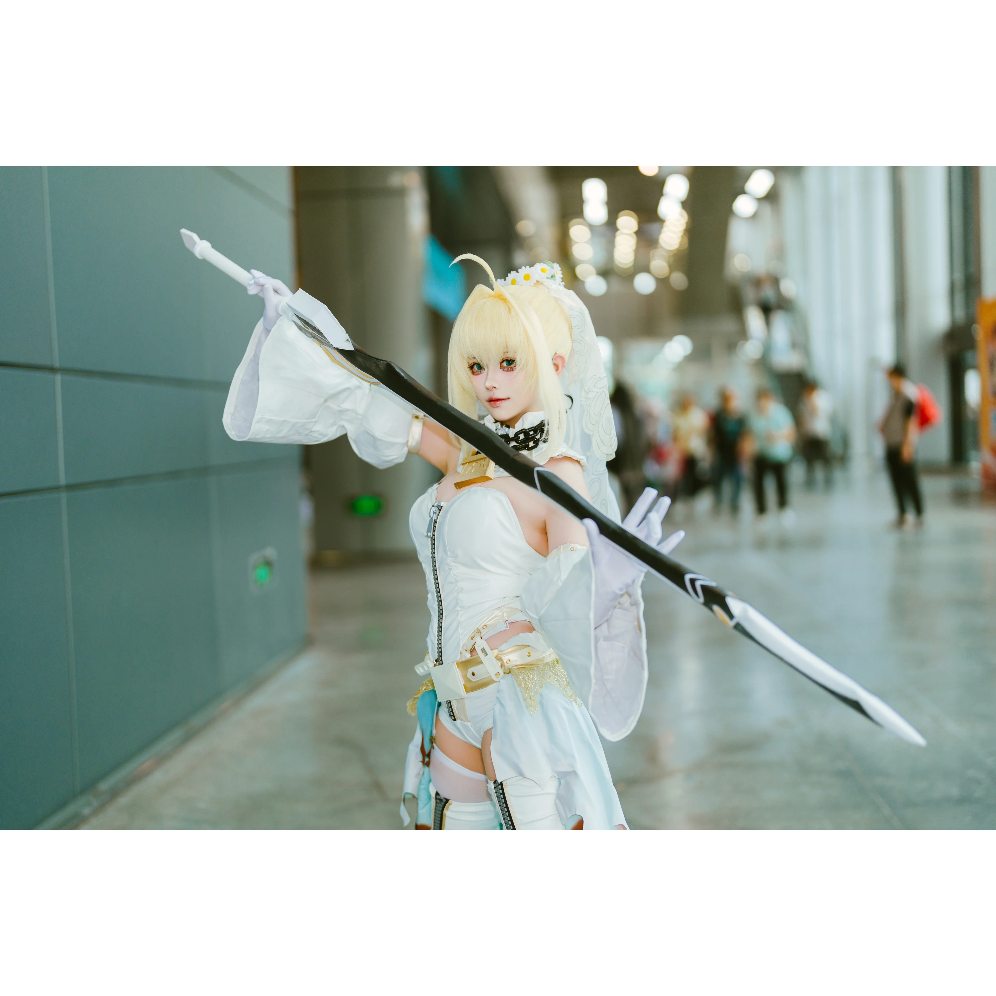 【尼禄花嫁cos】Fate/Grand Order中的白色婚服，萤火虫漫展现场返图 - 第 3 张