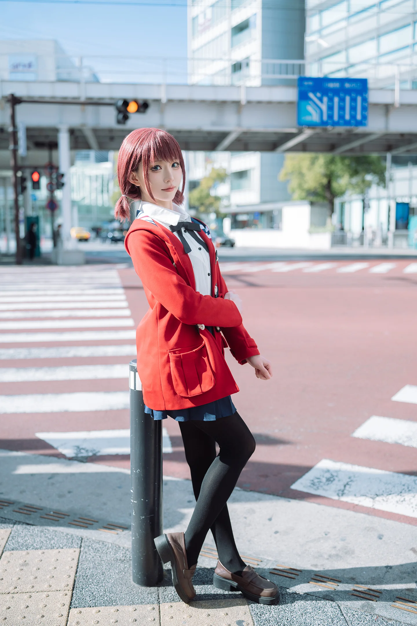 【井芹仁菜cos】在川崎站的日常，重现哭泣少女乐队中的那份倔强