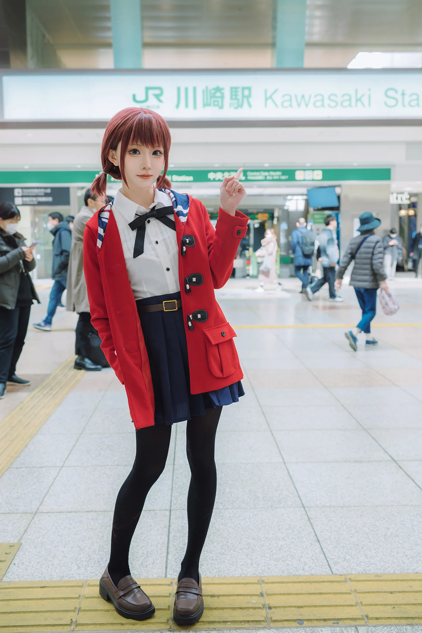【井芹仁菜cos】在川崎站的日常，重現哭泣少女樂隊中的那份倔強 - 第 3 張