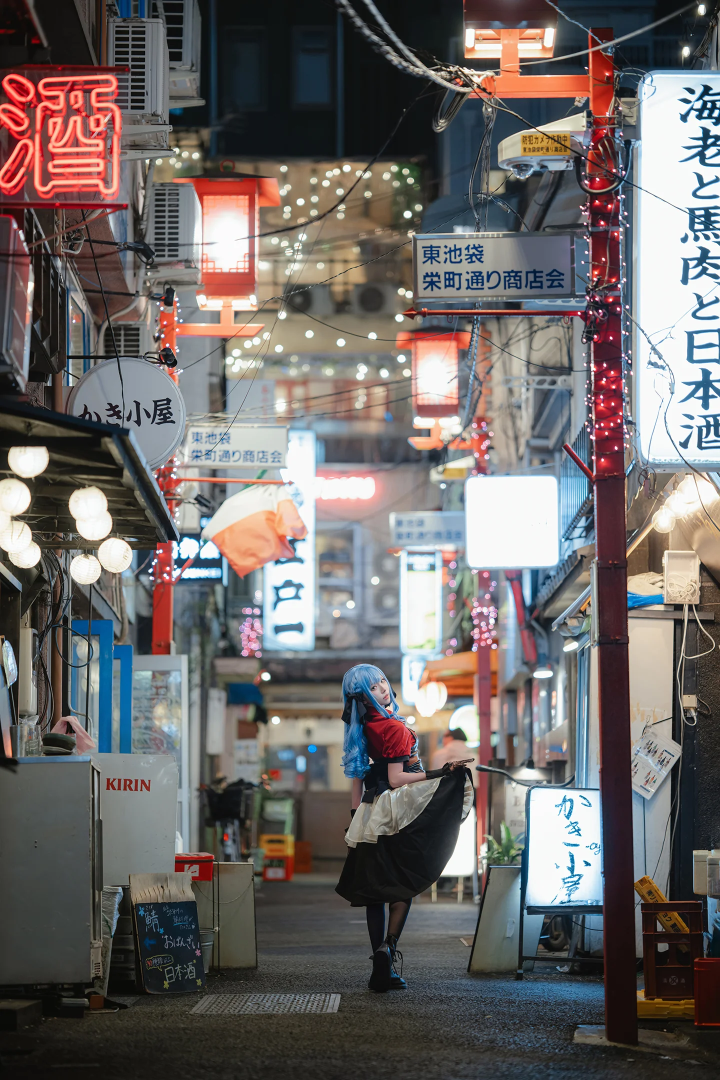 【丰川祥子cos】Ave Mujica的日常侧写，红黑束腰与蓝色卷发 - 第 15 张