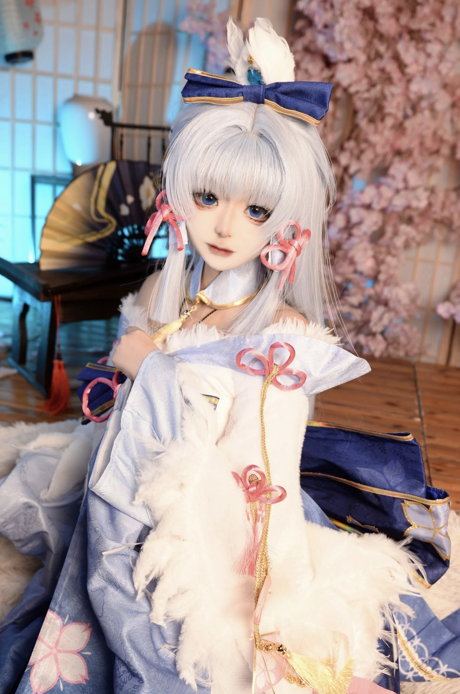 【神里绫华cos】白鹭公主的优雅气韵，定格于樱花之下的静谧瞬间 - 第 1 张
