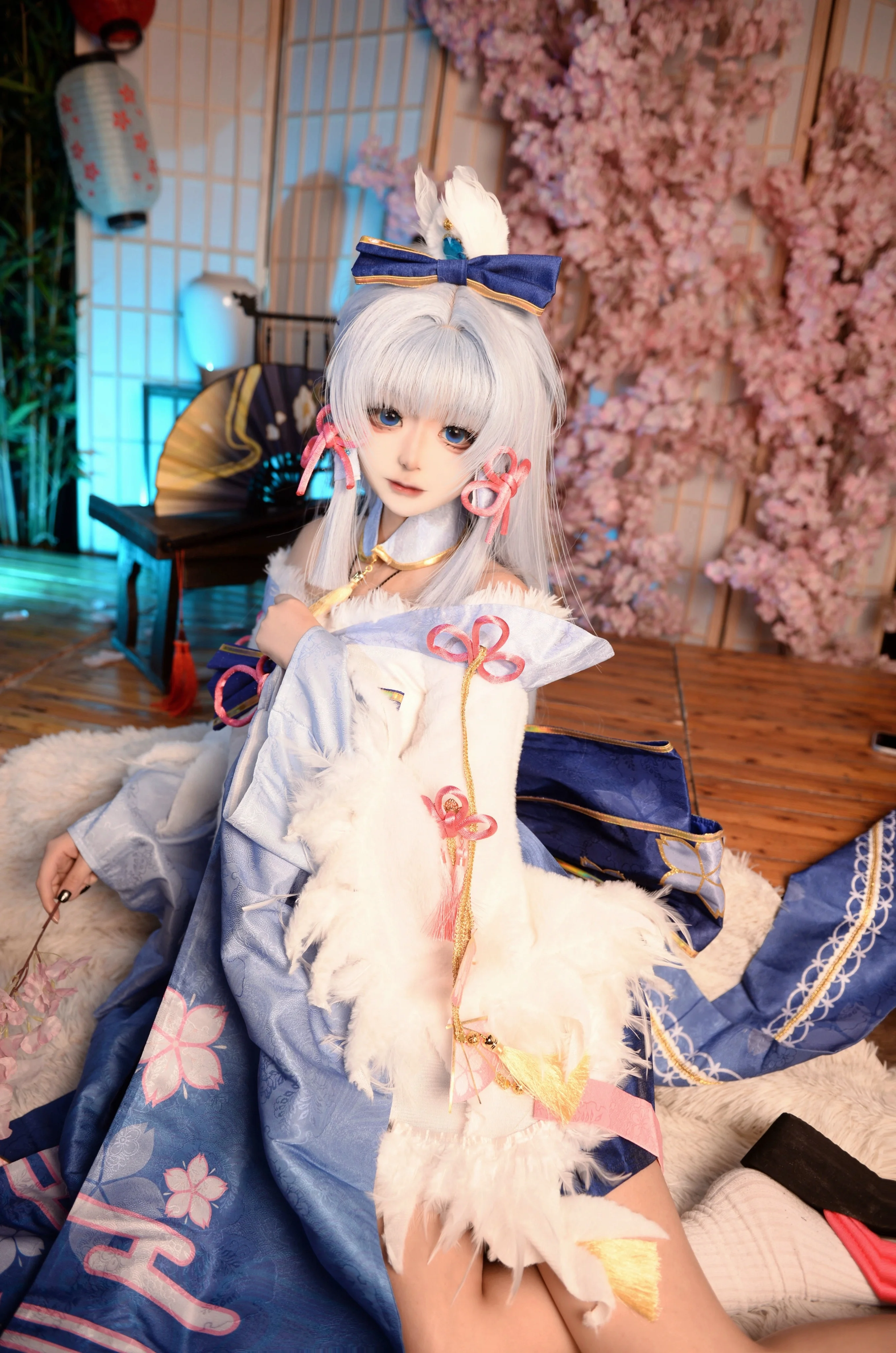 【神里绫华cos】白鹭公主的优雅气韵，定格于樱花之下的静谧瞬间