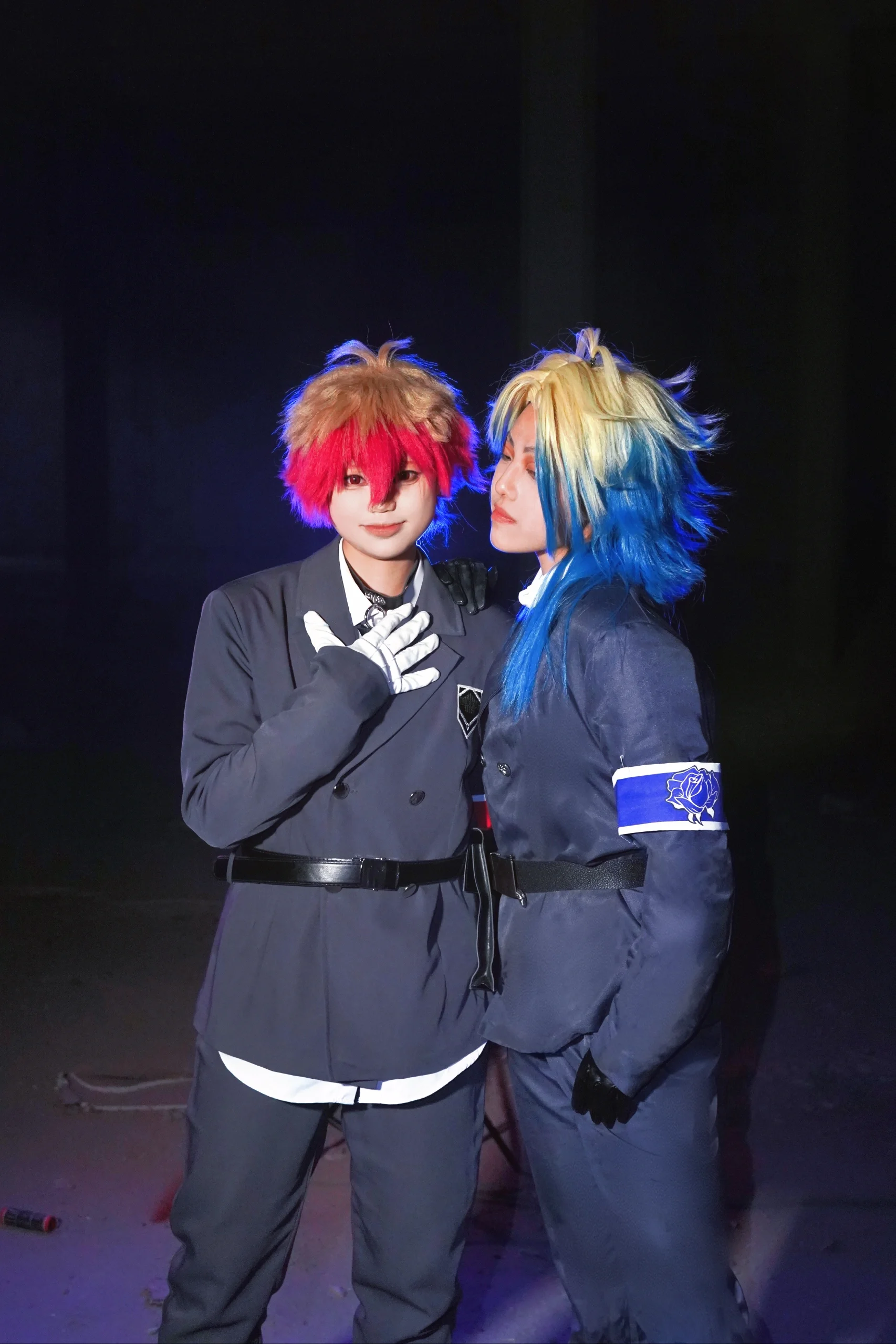 【凯撒cos】蓝色监狱双人正片，赛博废土风的夜间拍摄 - 第 6 张