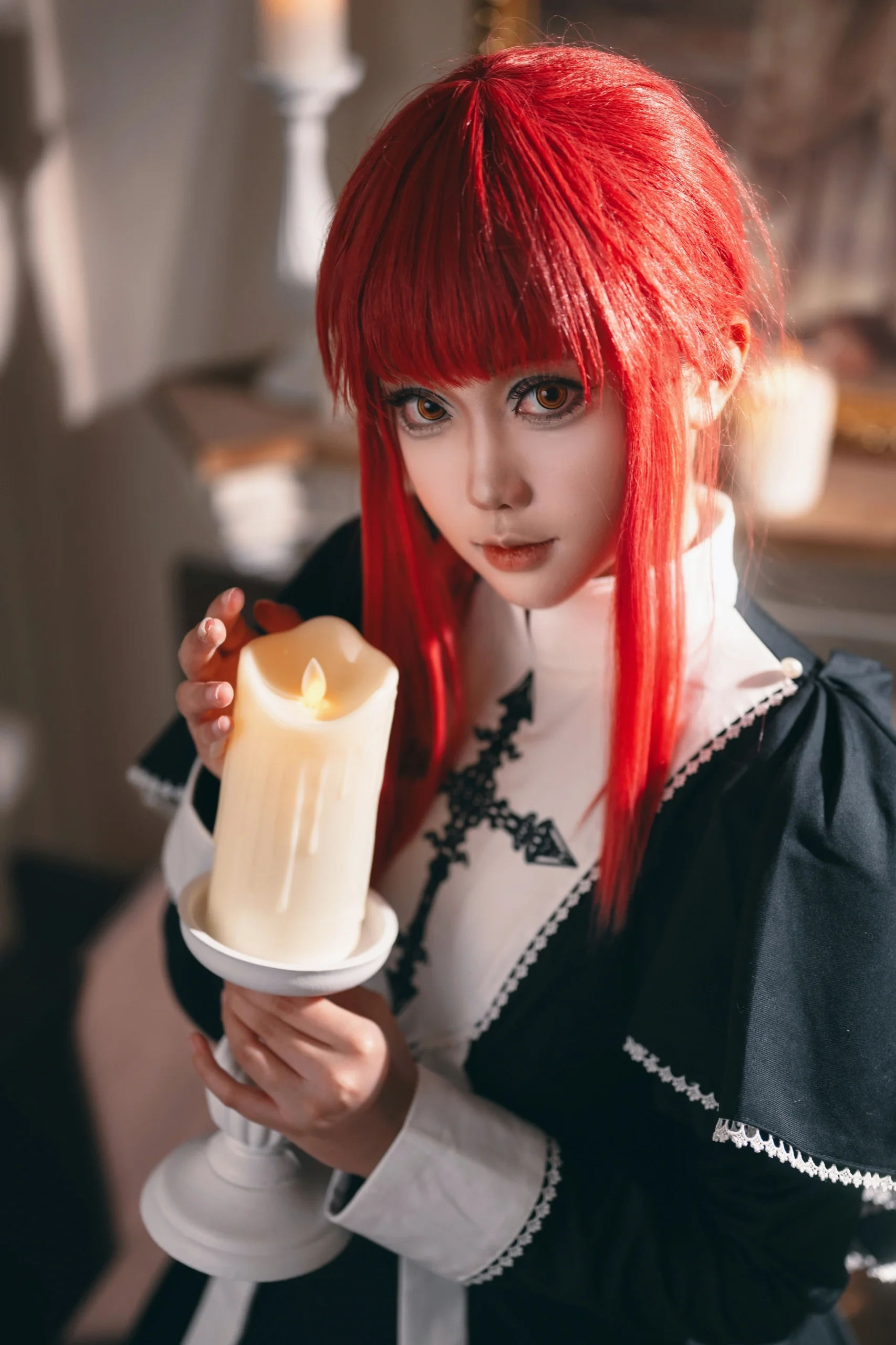 【玛奇玛cos】电锯人里的危险魅力，教堂光影下的肃穆感 - 第 13 张