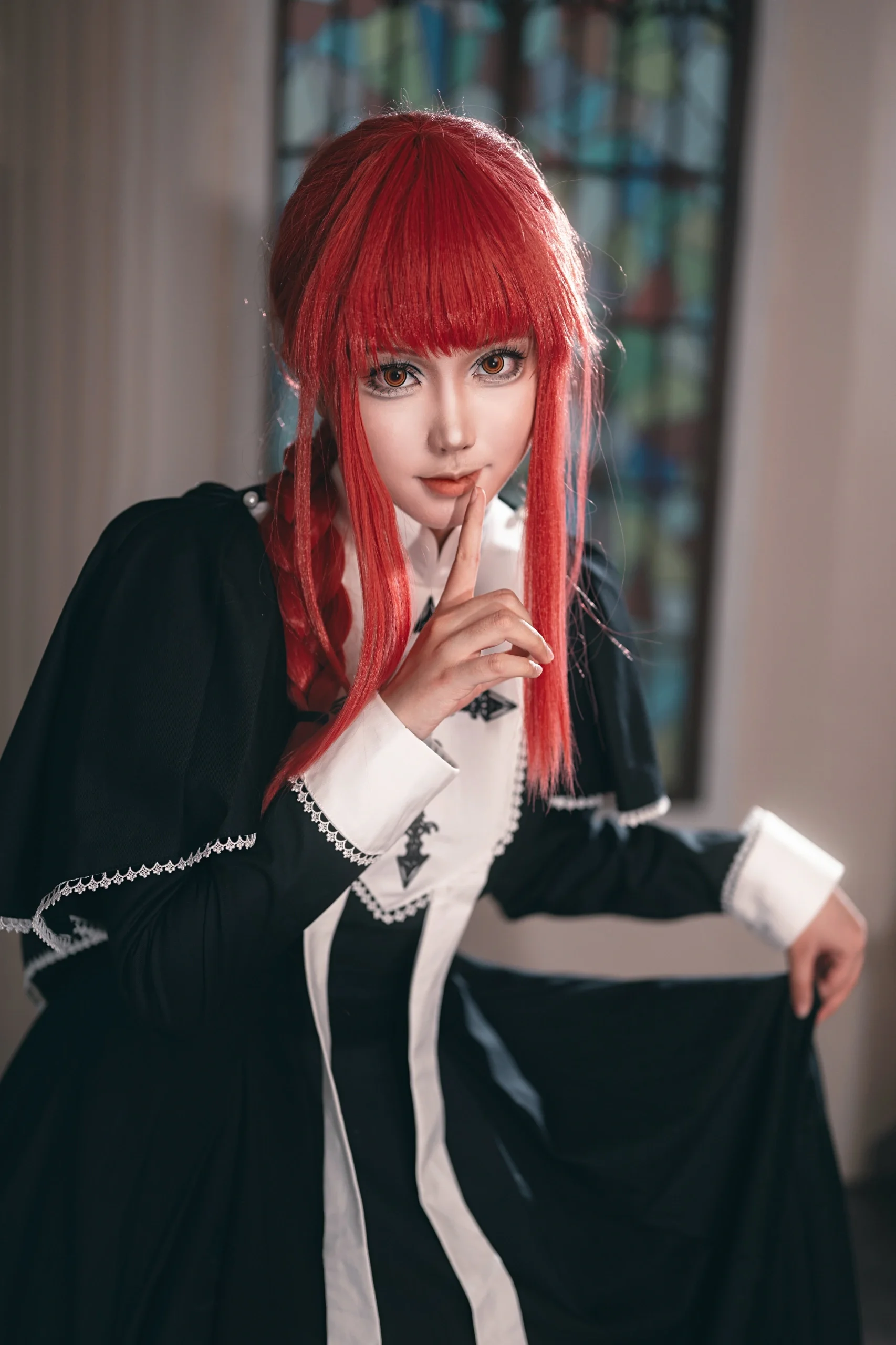 【玛奇玛cos】电锯人里的危险魅力，教堂光影下的肃穆感 - 第 6 张