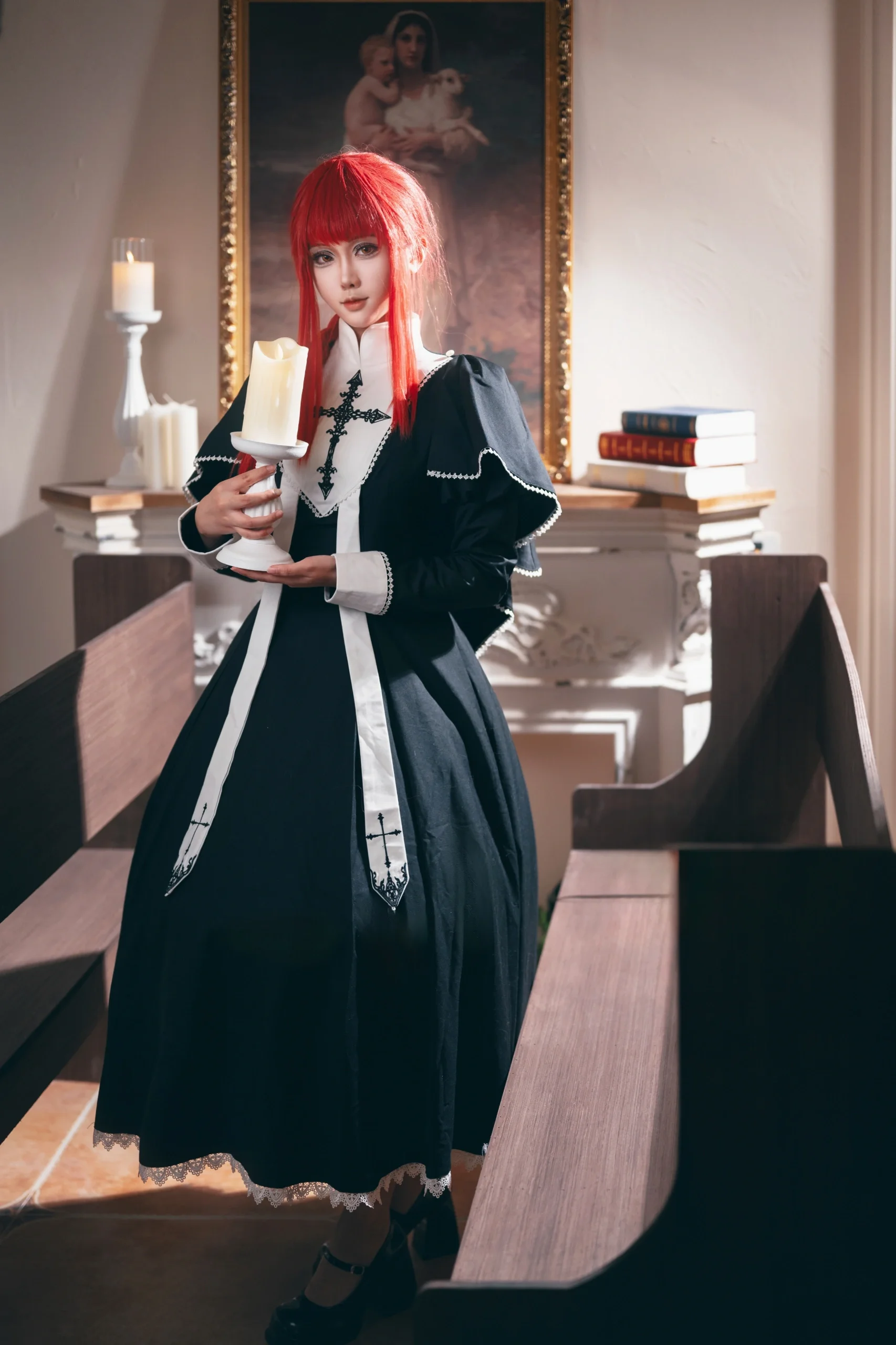 【玛奇玛cos】电锯人里的危险魅力，教堂光影下的肃穆感 - 第 8 张