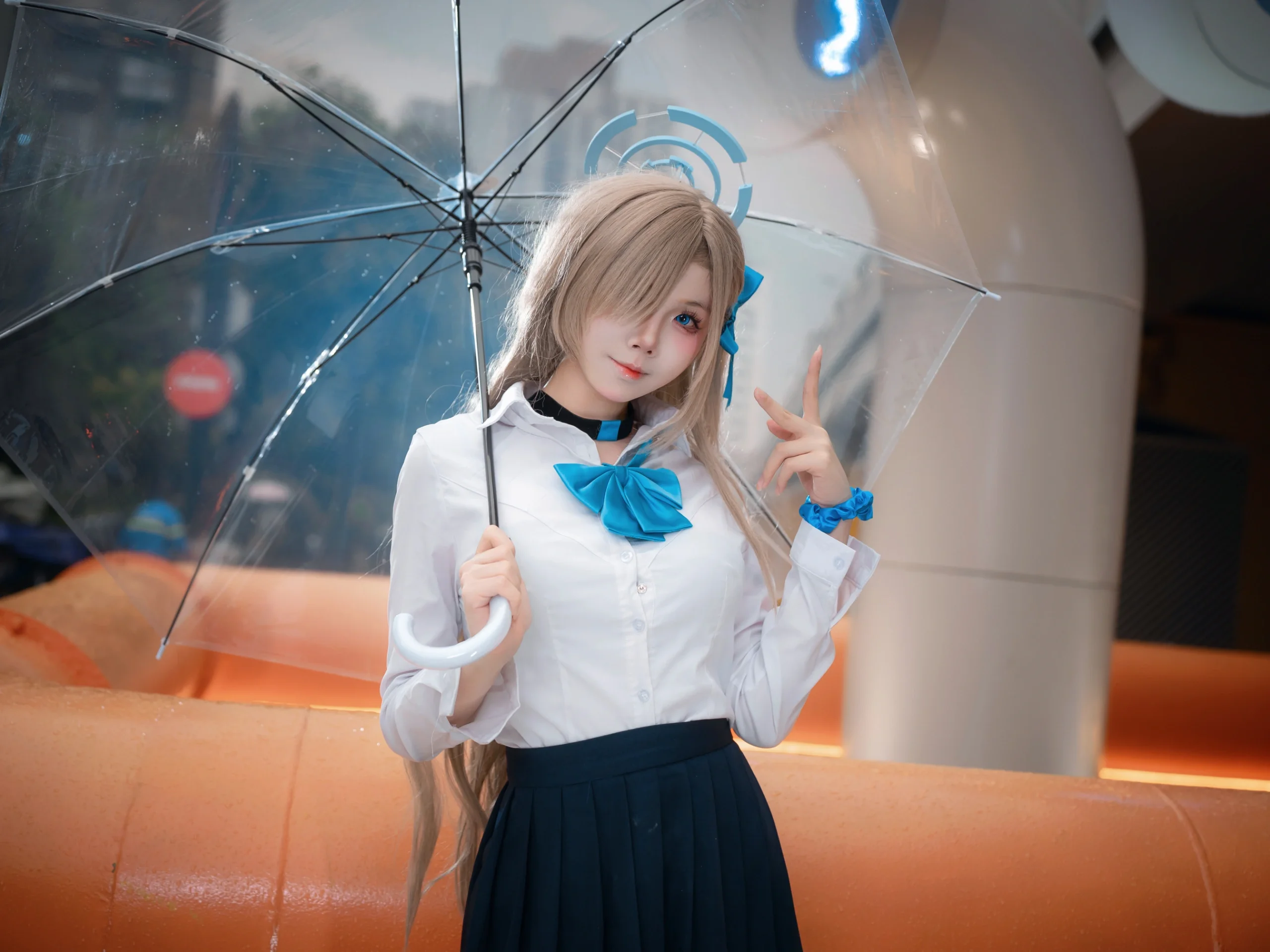 [一之濑明日奈cos] 梦核公园的蓝光夜雨与透明伞 - 第 4 张
