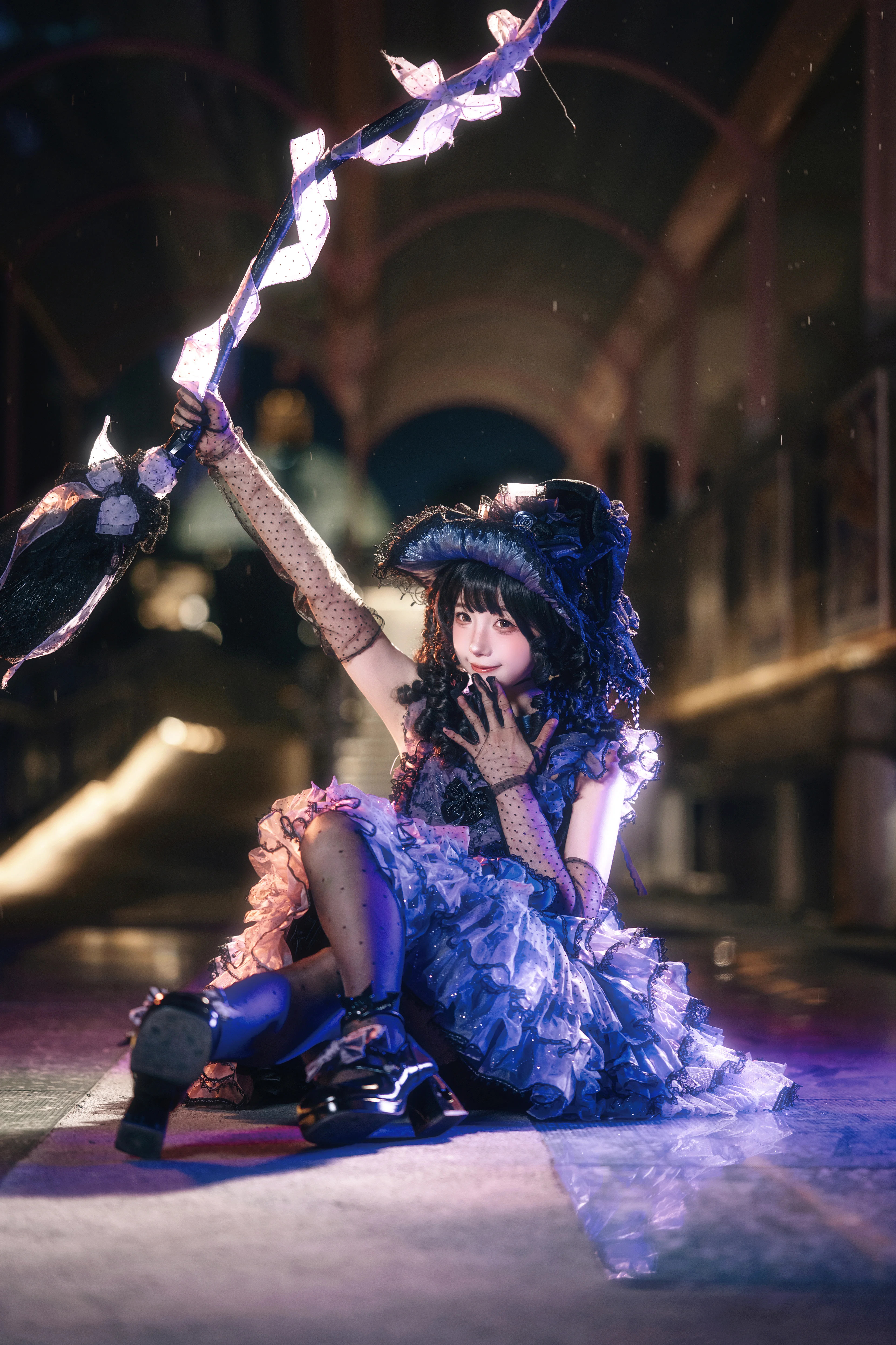 魔女の夜游，工业夜景下的摇滚甜心Lolita穿搭与姿势分享 - 第 4 张
