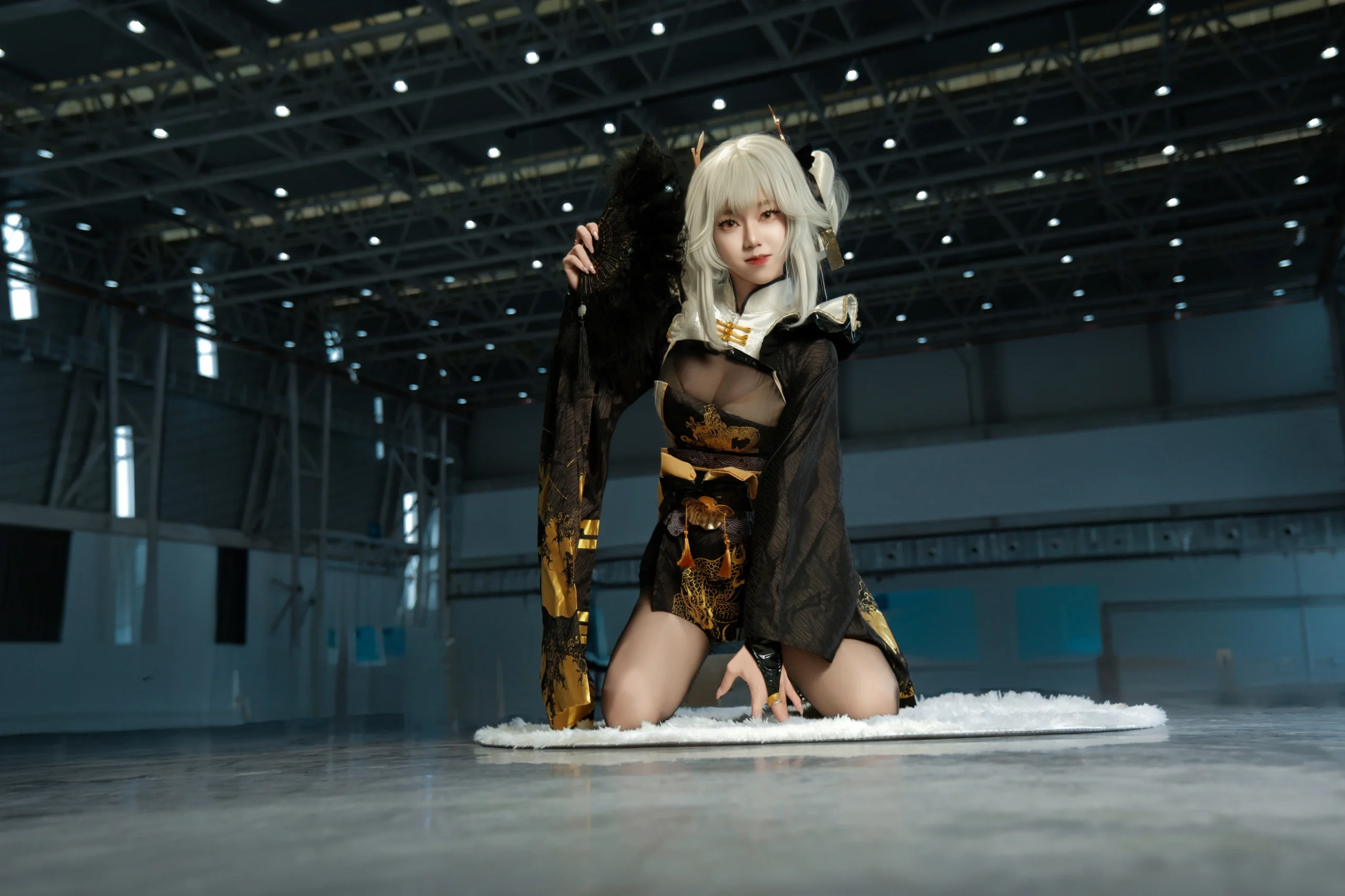 【布兰儿cos】Nikke胜利女神，今日份黑金优雅 - 第 7 张