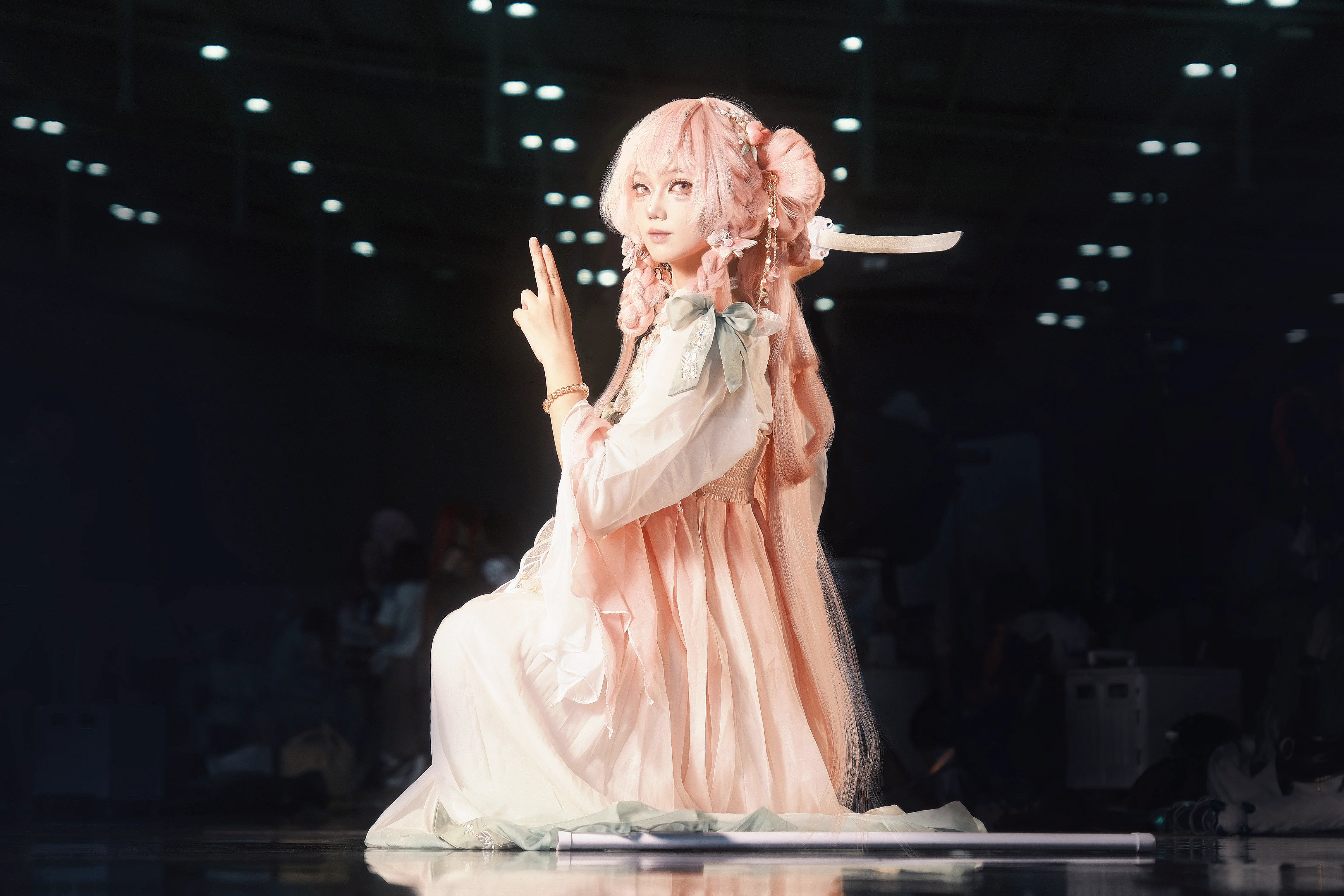 [Peachie Cosplay] Chivalric Style from Fruity Robo, Holding a Sword at Changsha ACC Anime Convention - Image 1