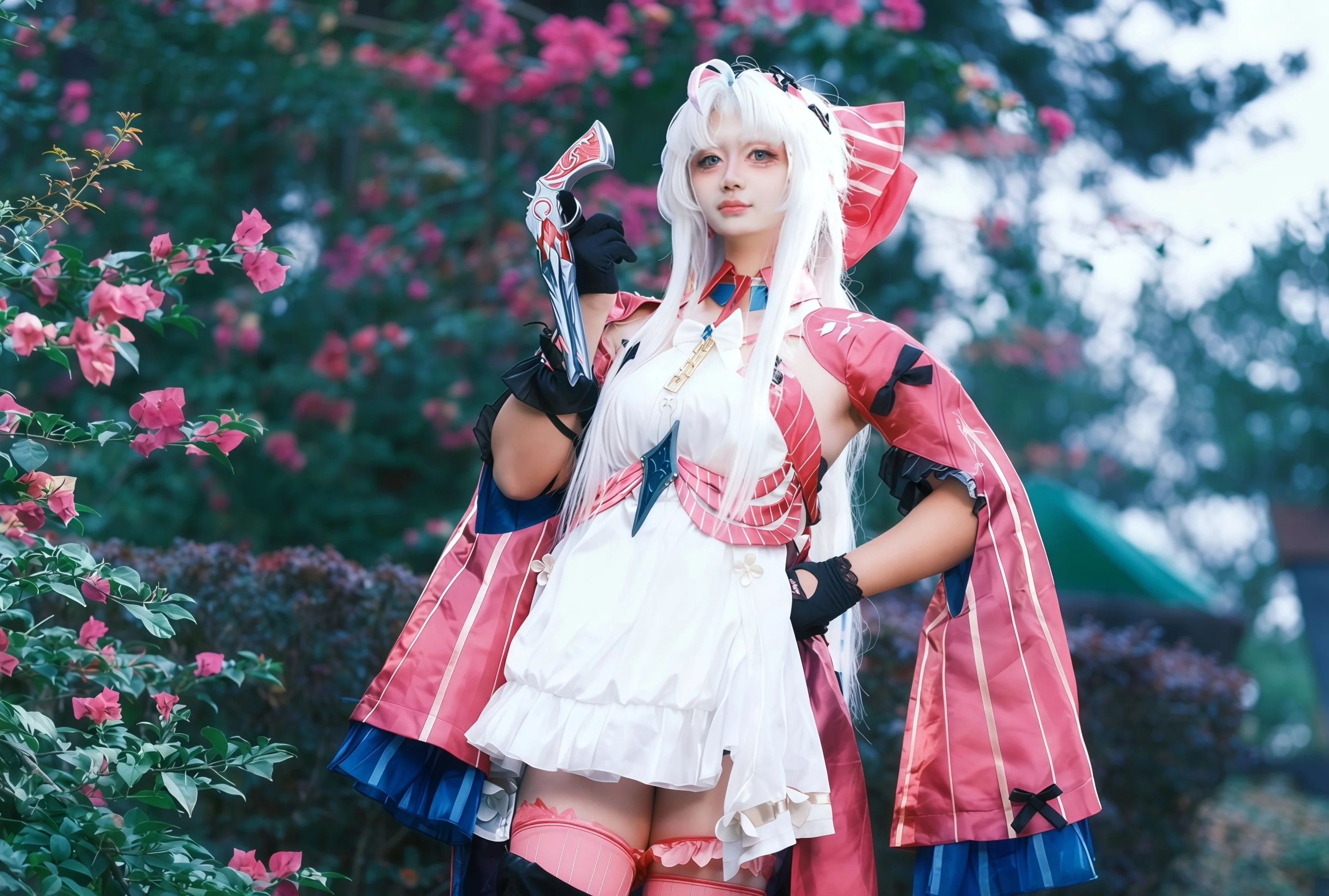【珂莱塔cos】月薪30W与这套优雅的战术服饰