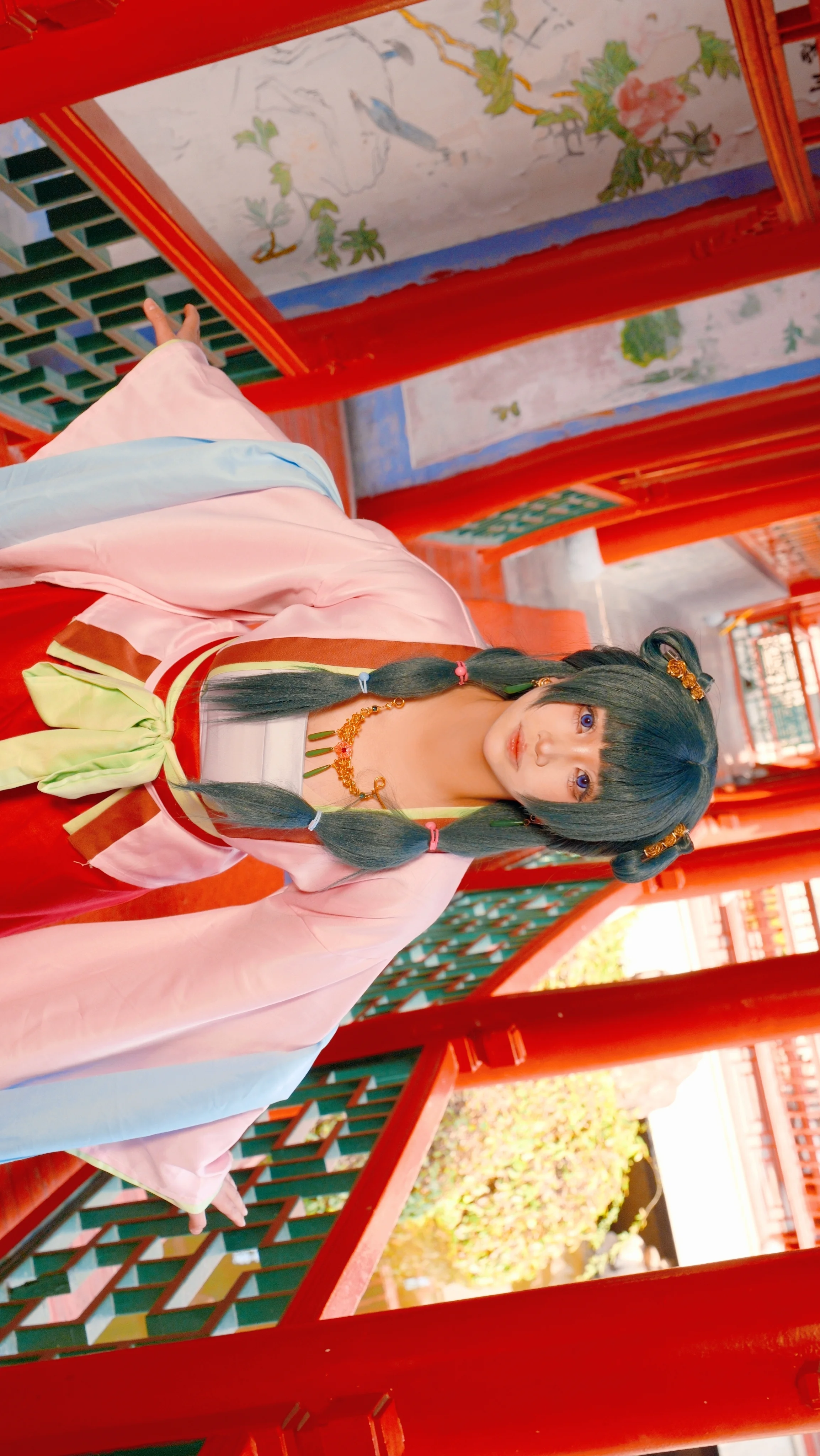 【貓貓cos】藥屋少女的呢喃，在中式園林裡尋找藥草的氣息 - 第 1 張