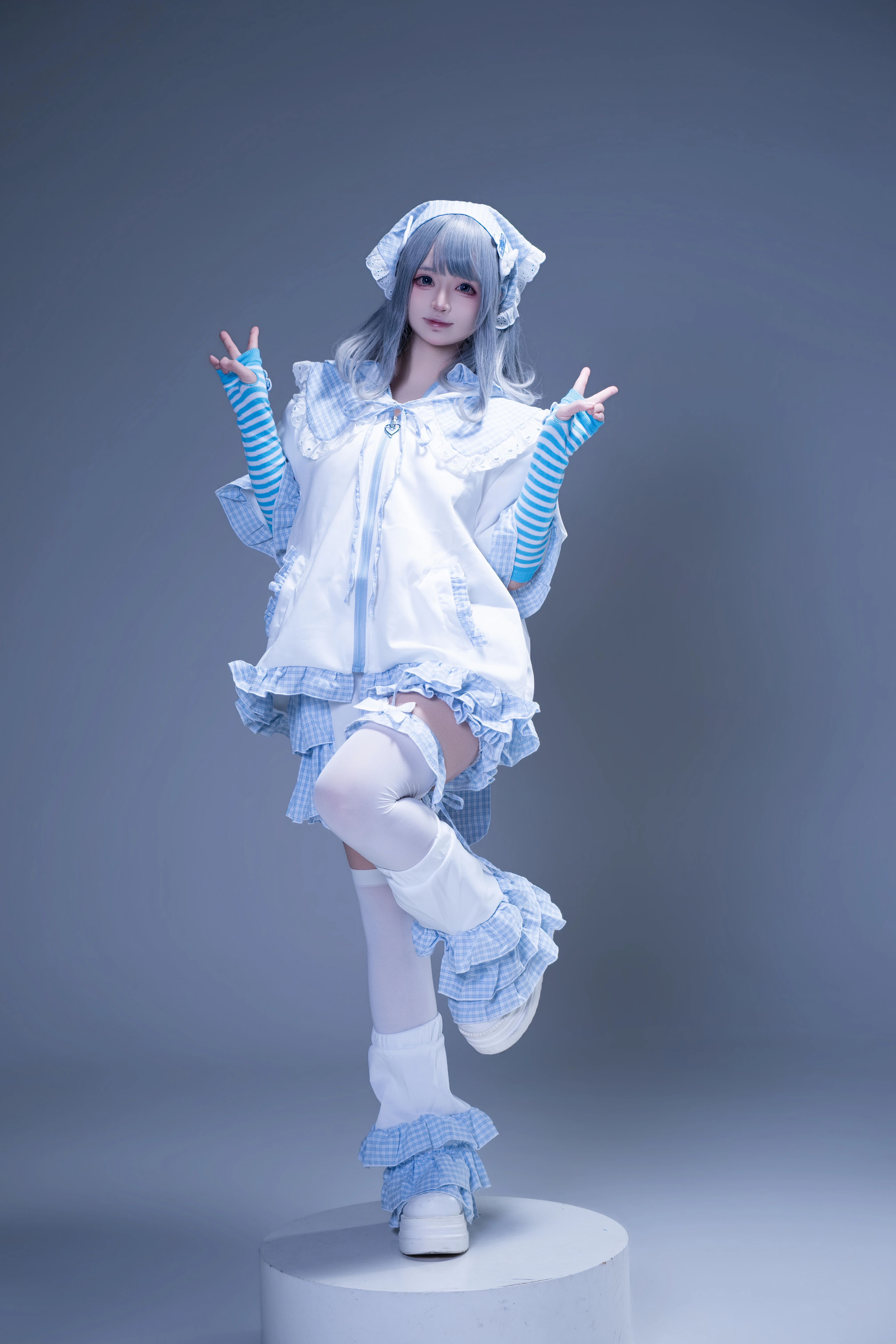 蓝白格纹荷叶边的夏日清凉风cos - 第 4 张