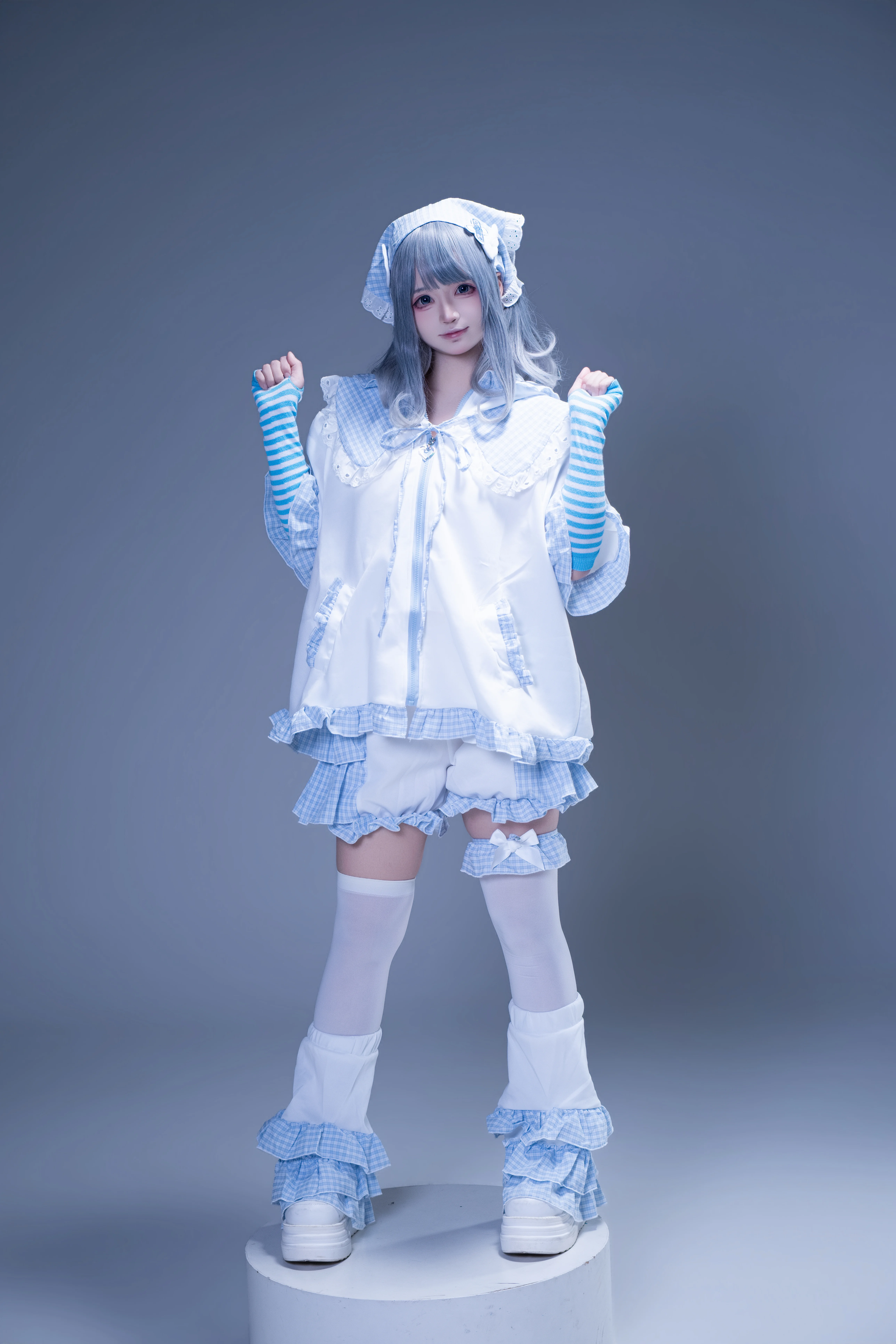 蓝白格纹荷叶边的夏日清凉风cos - 第 5 张