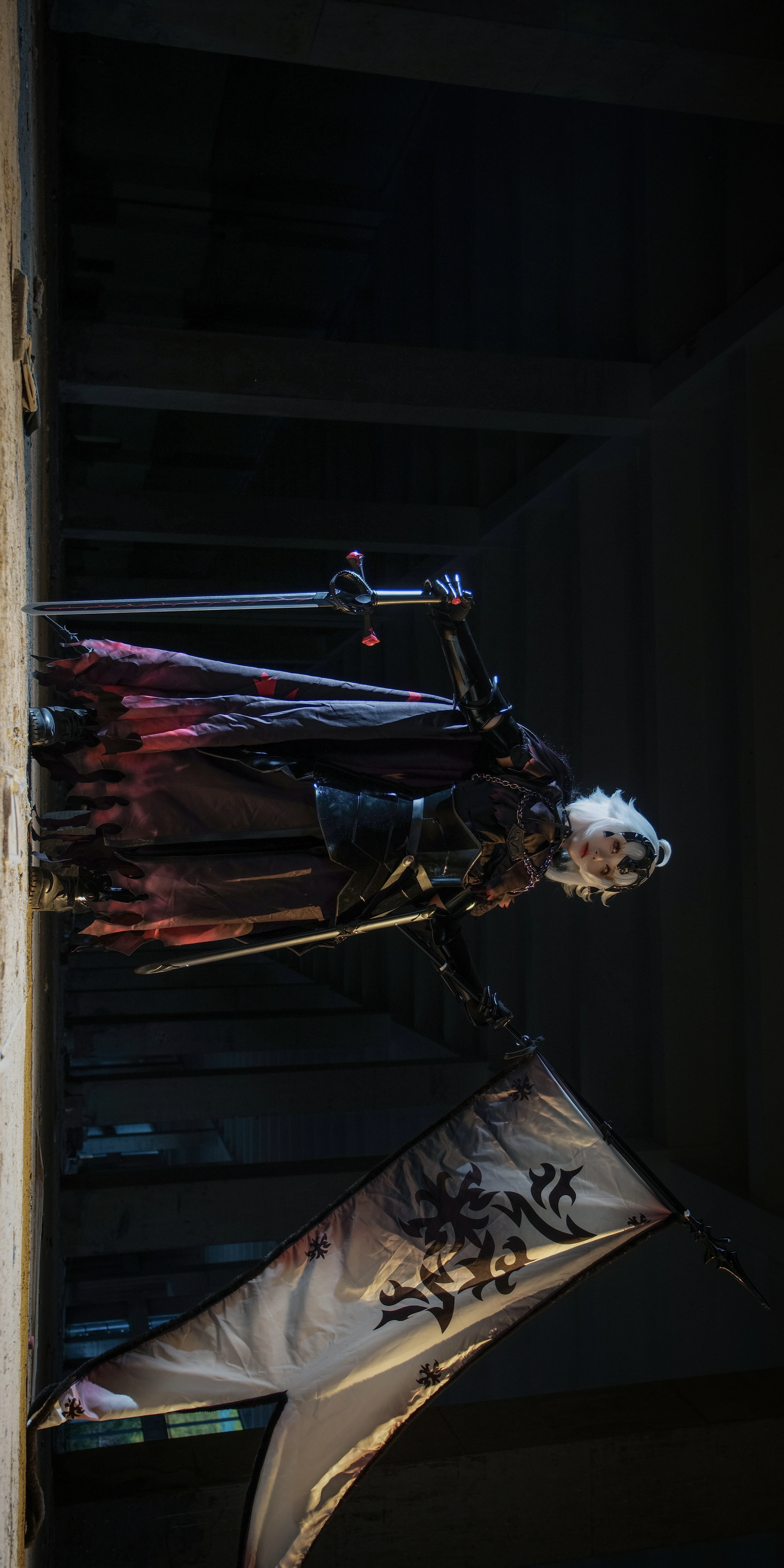 [Jeanne d'Arc (Alter) Cosplay] Fate/Grand Order: Dark Night Avenger in the Ruins - Image 2