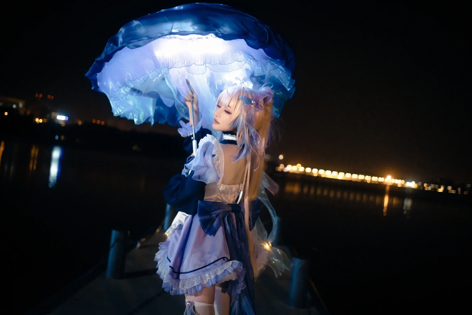 【心海cos】原神珊瑚宫心海发光水母伞码头夜景 - 第 4 张
