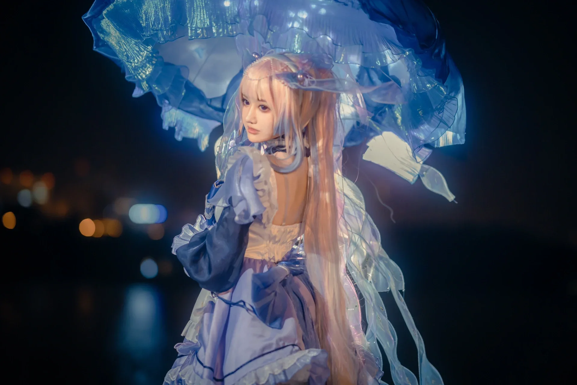 【心海cos】原神珊瑚宫心海发光水母伞码头夜景 - 第 8 张