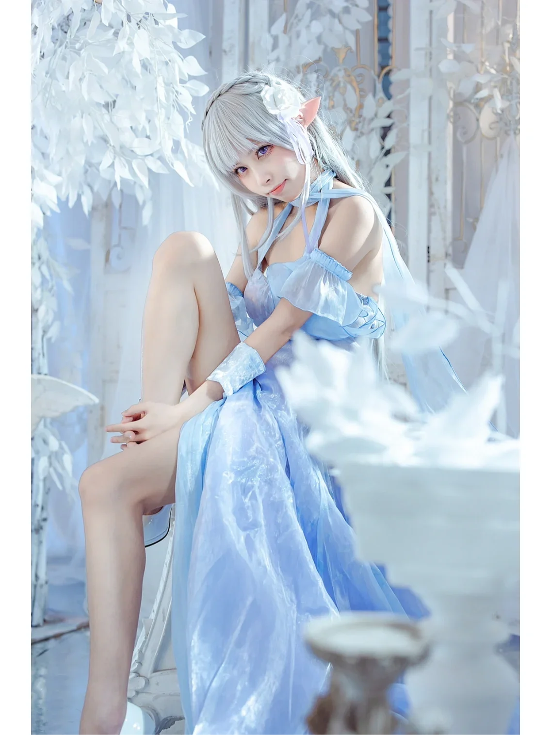 【艾米莉亚cos】冰晶礼服下的精灵，从零开始的异世界生活 - 第 4 张
