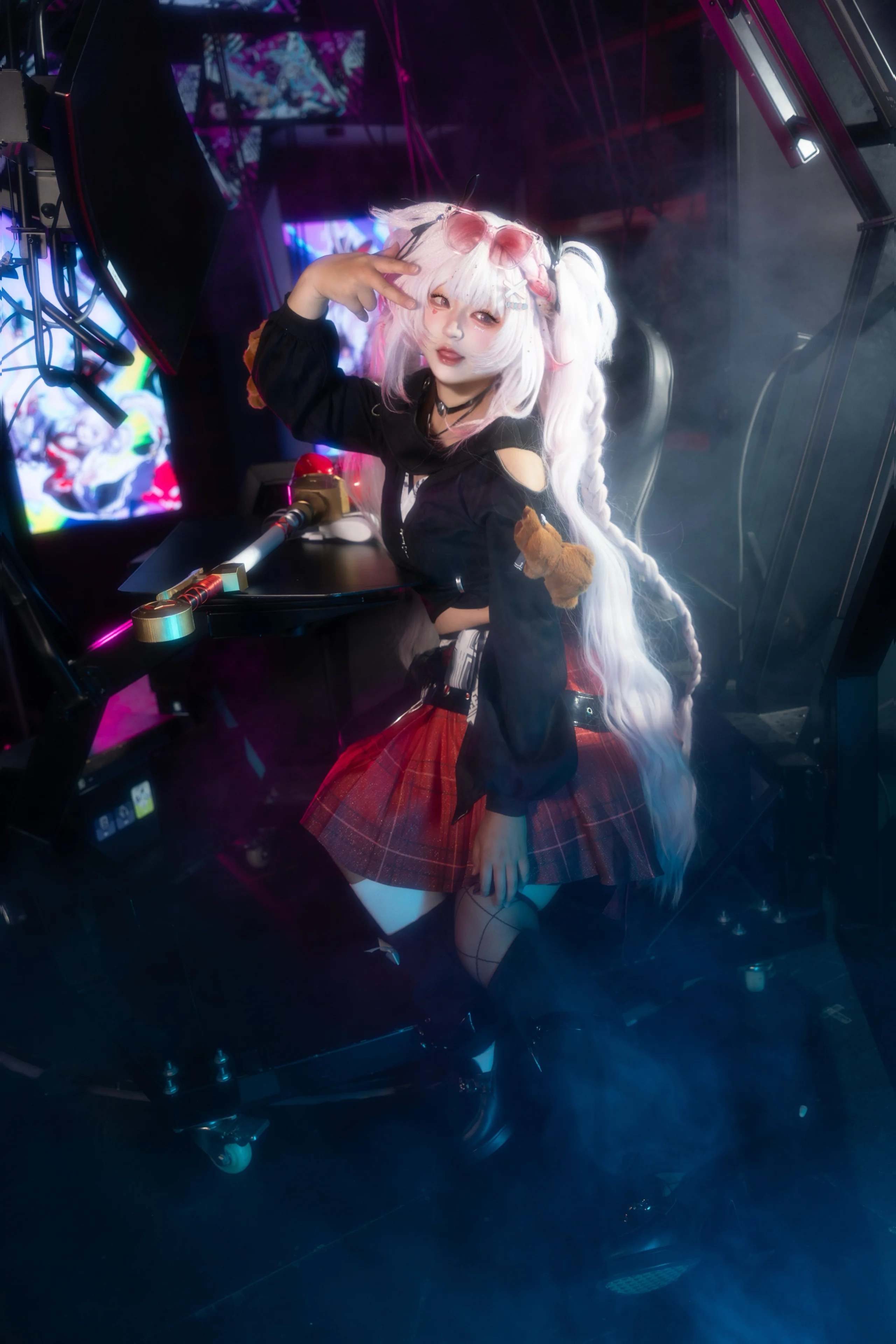 【火花cos】崩坏星穹铁道，霓虹灯下的绚烂绽放 - 第 1 张