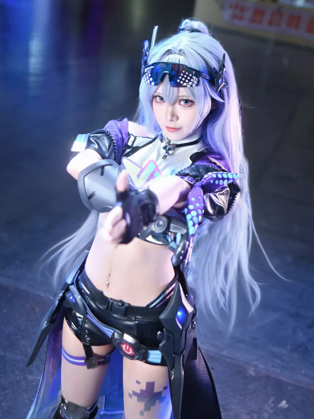 【银狼cos】崩坏星穹铁道里的赛博极客，像素光翼全展开