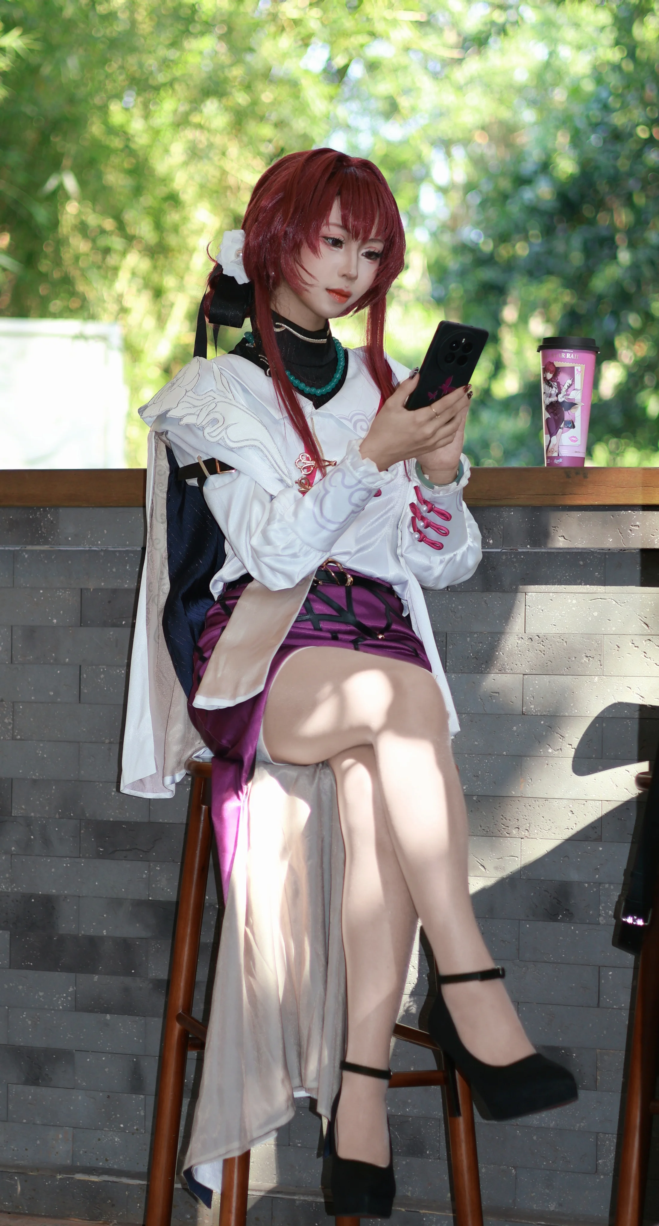 [Kafka Cosplay] Ancient Style On-Location Photography at the Garden Expo Park Blends with a Collaboration Cup to Create a Lazy Vibe - Image 3