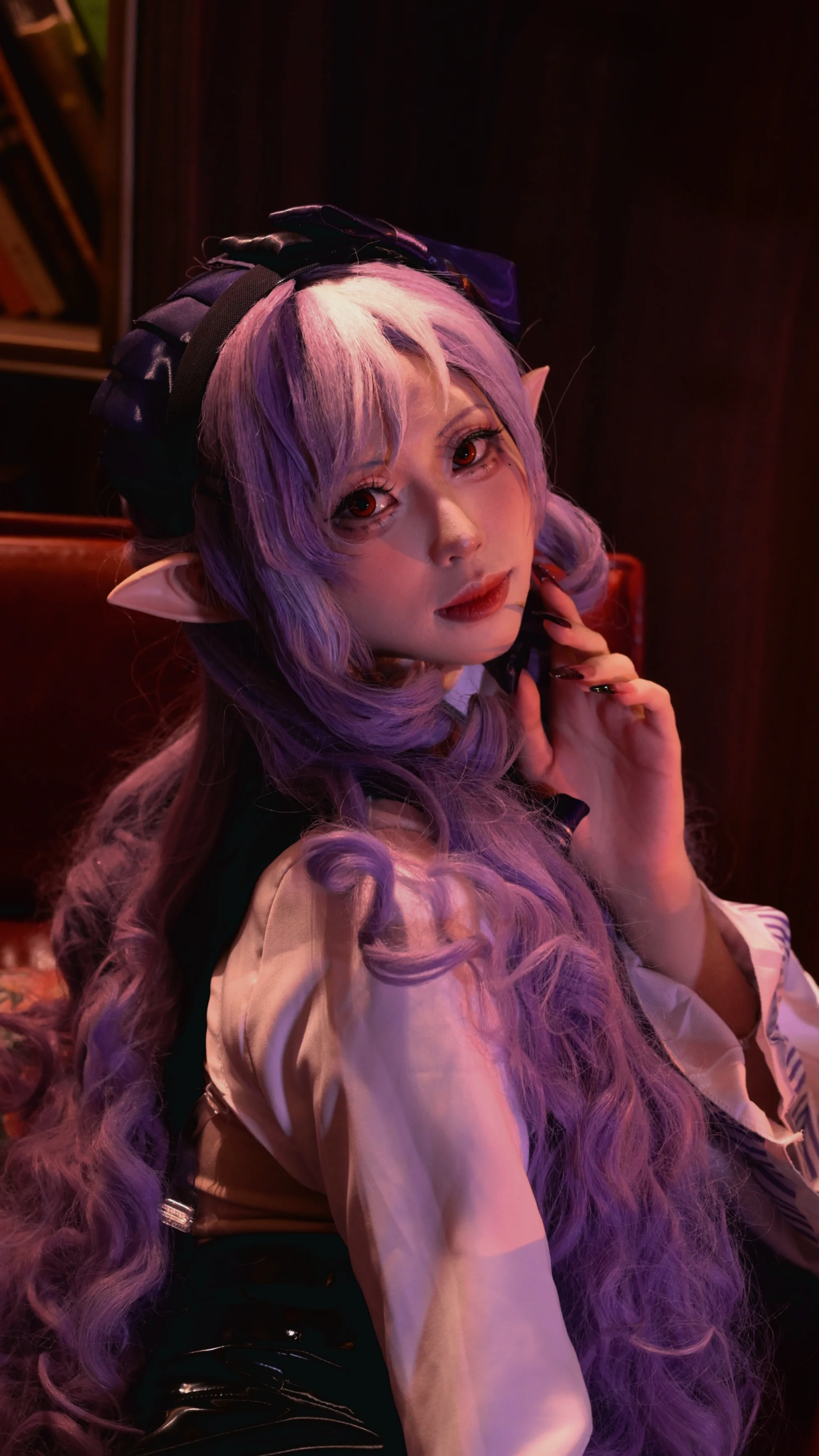 【ビビアン コスプレ】ゼンレスゾーンゼロのビストロバーテンダー、紫の夜幕下の誘い - 2 枚目