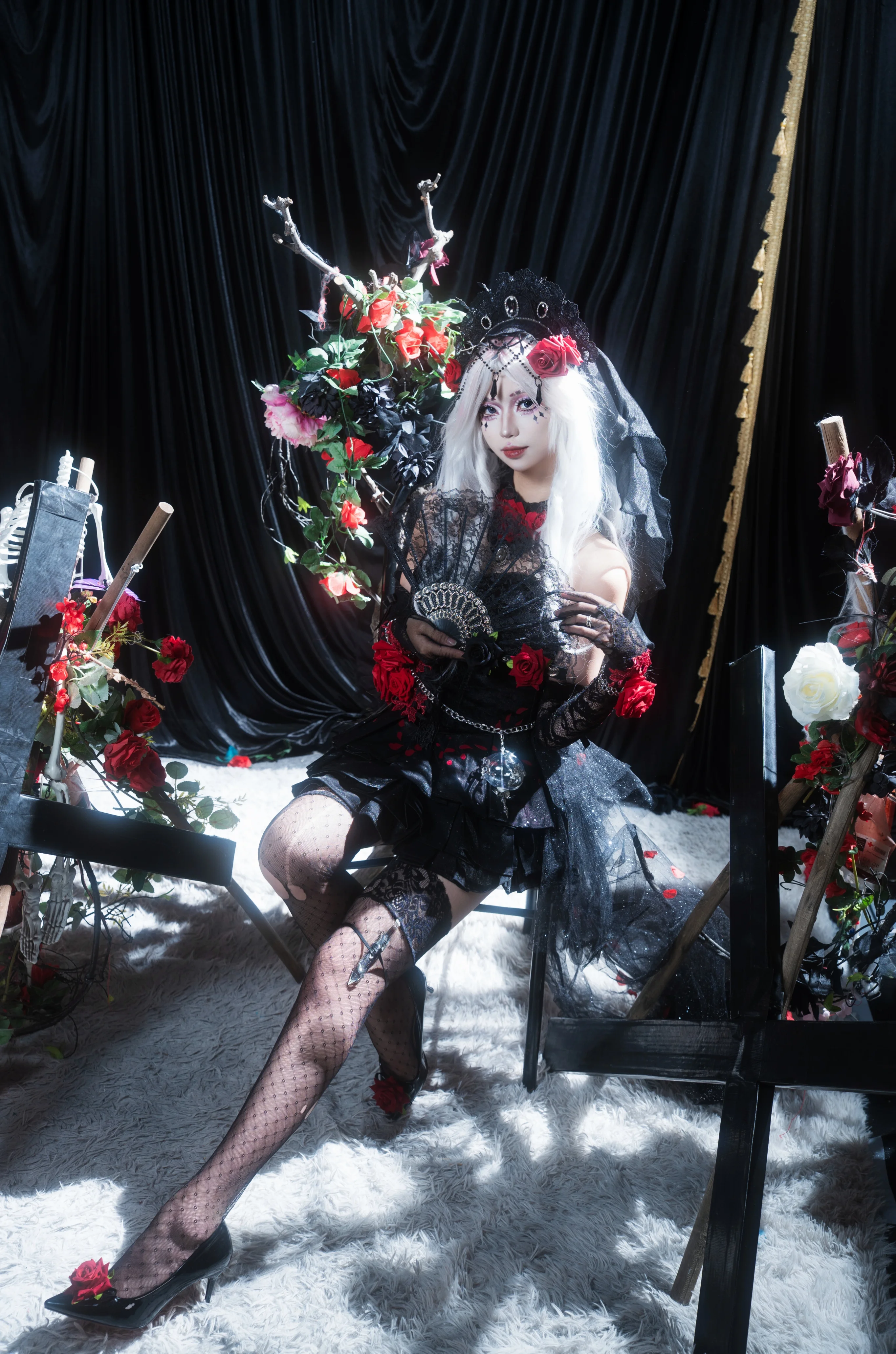 【心理学者コスプレ】Identity V 第五人格「長夜」薔薇テーマのコスプレ写真 - 11 枚目