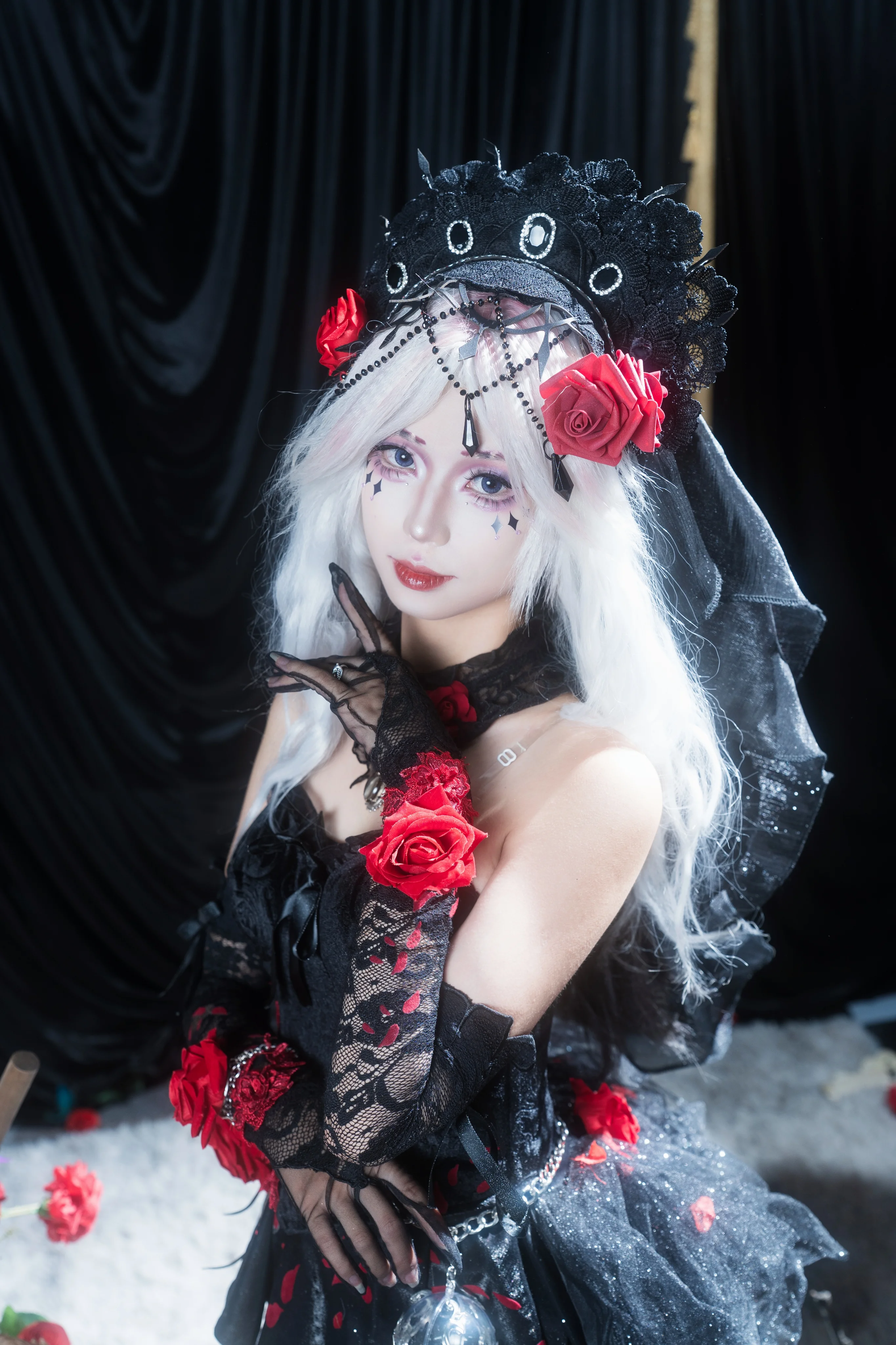 【心理学者コスプレ】Identity V 第五人格「長夜」薔薇テーマのコスプレ写真 - 5 枚目