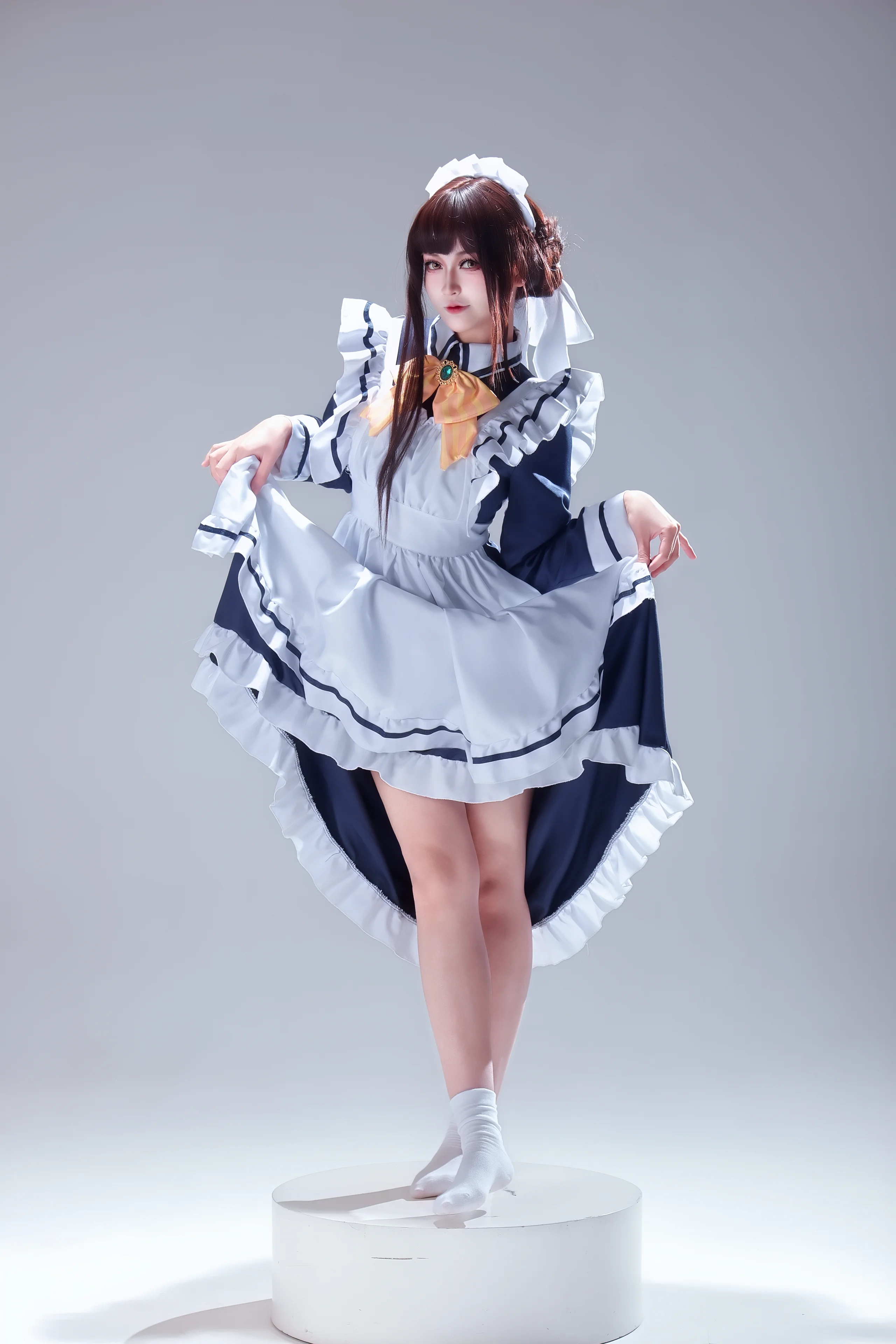 【枣子姐cos】星光咖啡馆里的手办质感女仆装