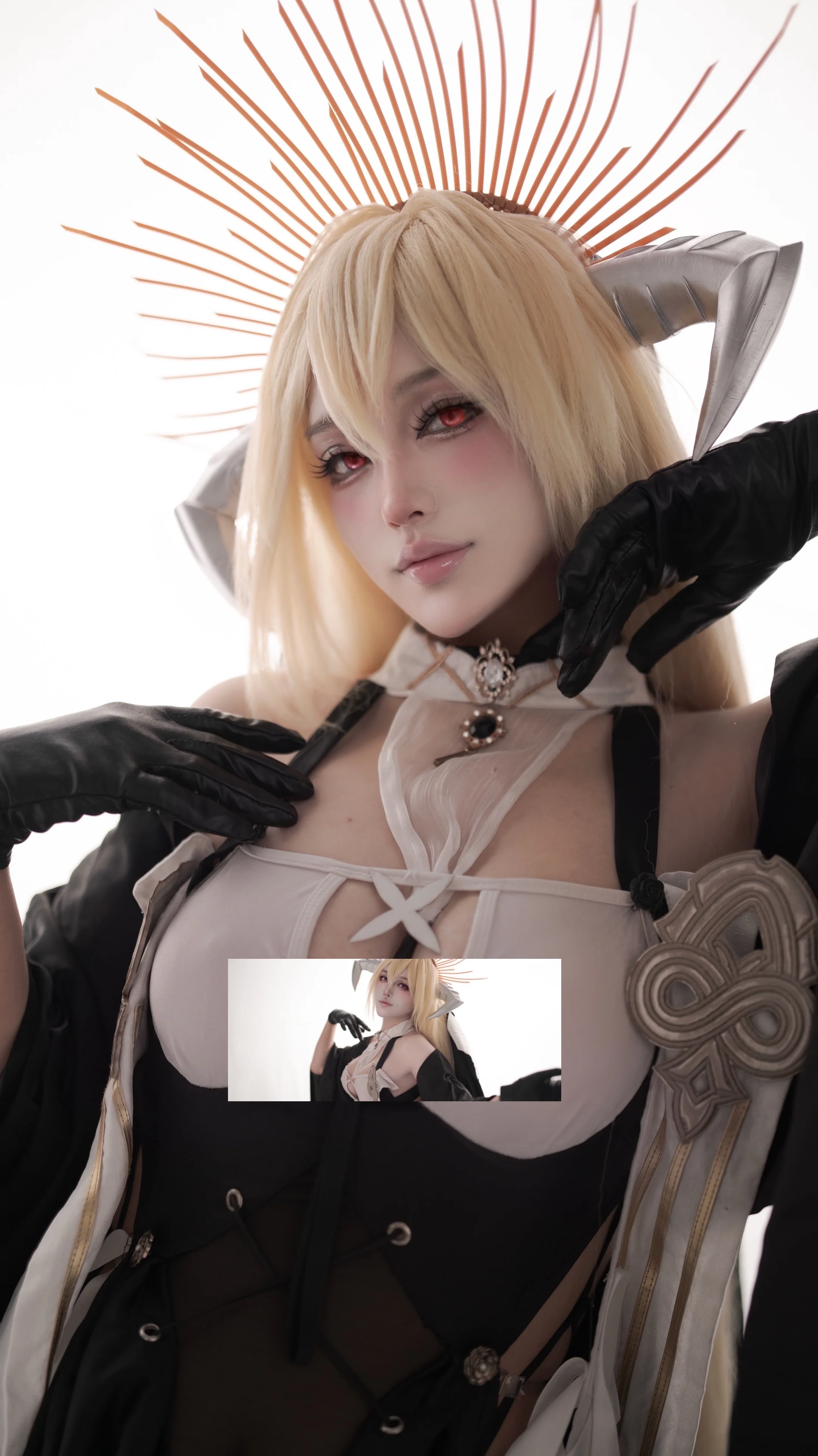 【怨仇cos】碧蓝航线的修女，神圣与暗影交织的镜头 - 第 1 张