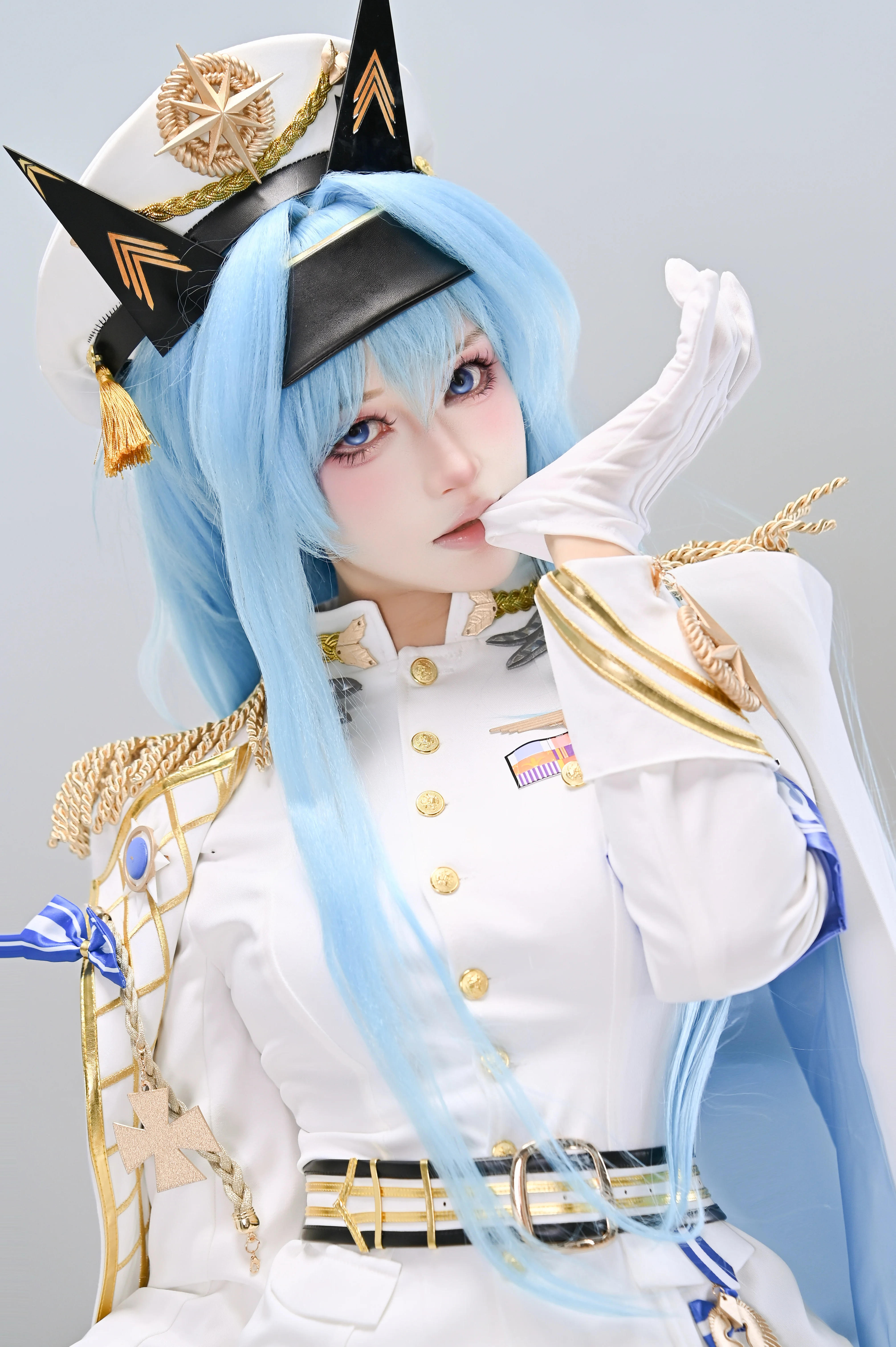 [Helen Cosplay] Goddess of Victory: Nikke's Blue-Haired Commander Arrives - Image 1