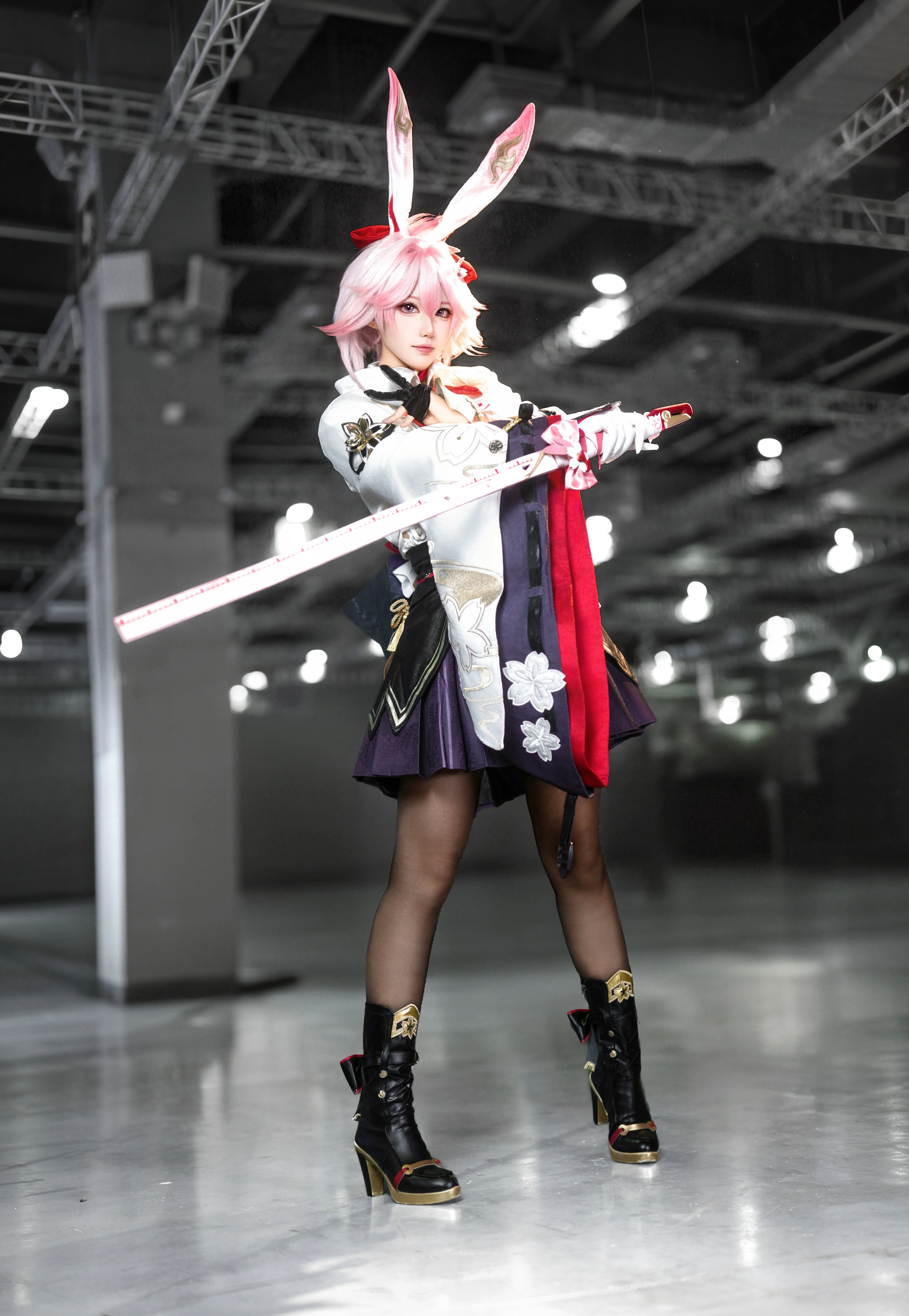【星穹铁道cos】粉色狐狸的战斗姿态与这组漫展现场图