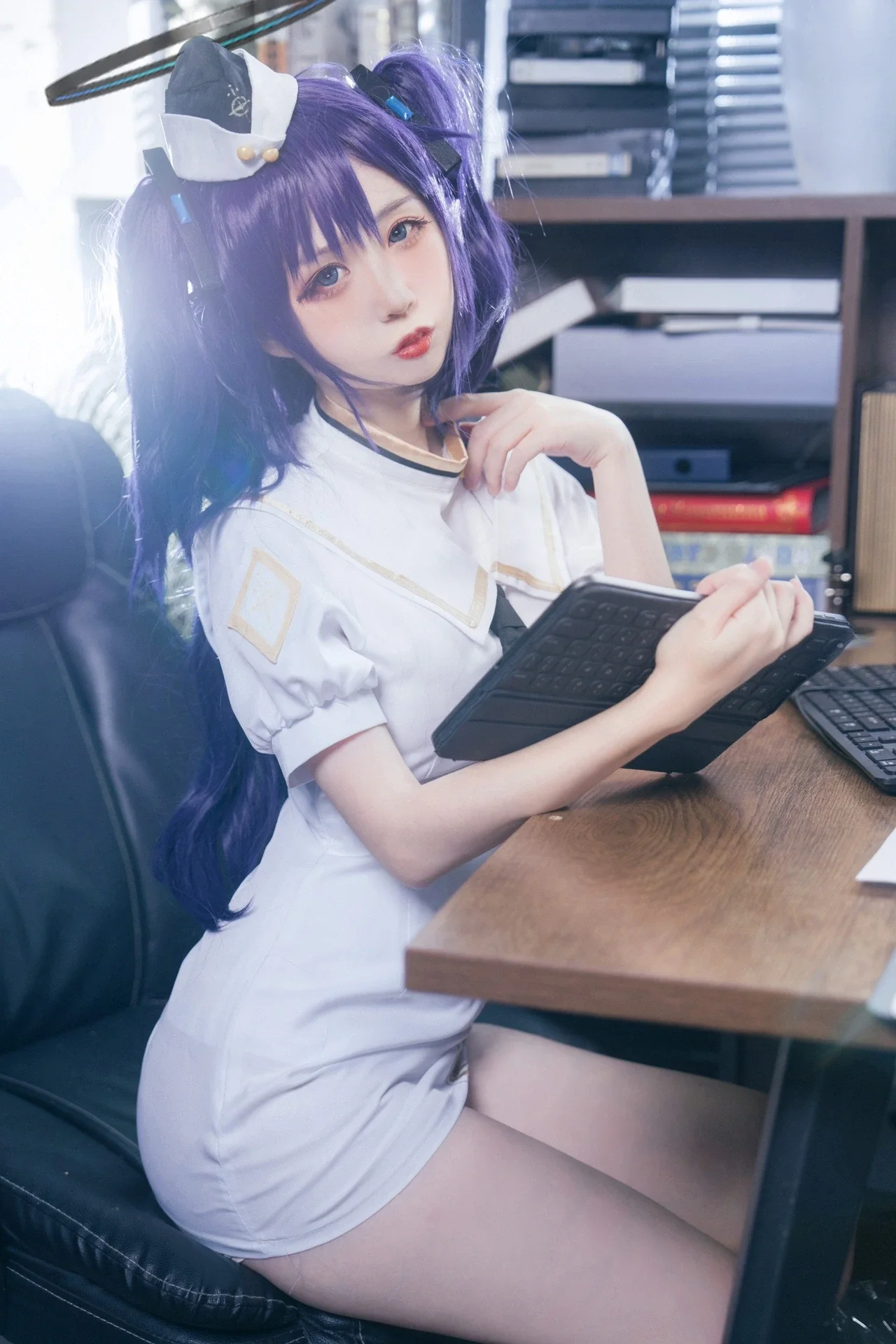 [Hayase Yuuka cosplay] Navigator's office log in Blue Archive - Image 1