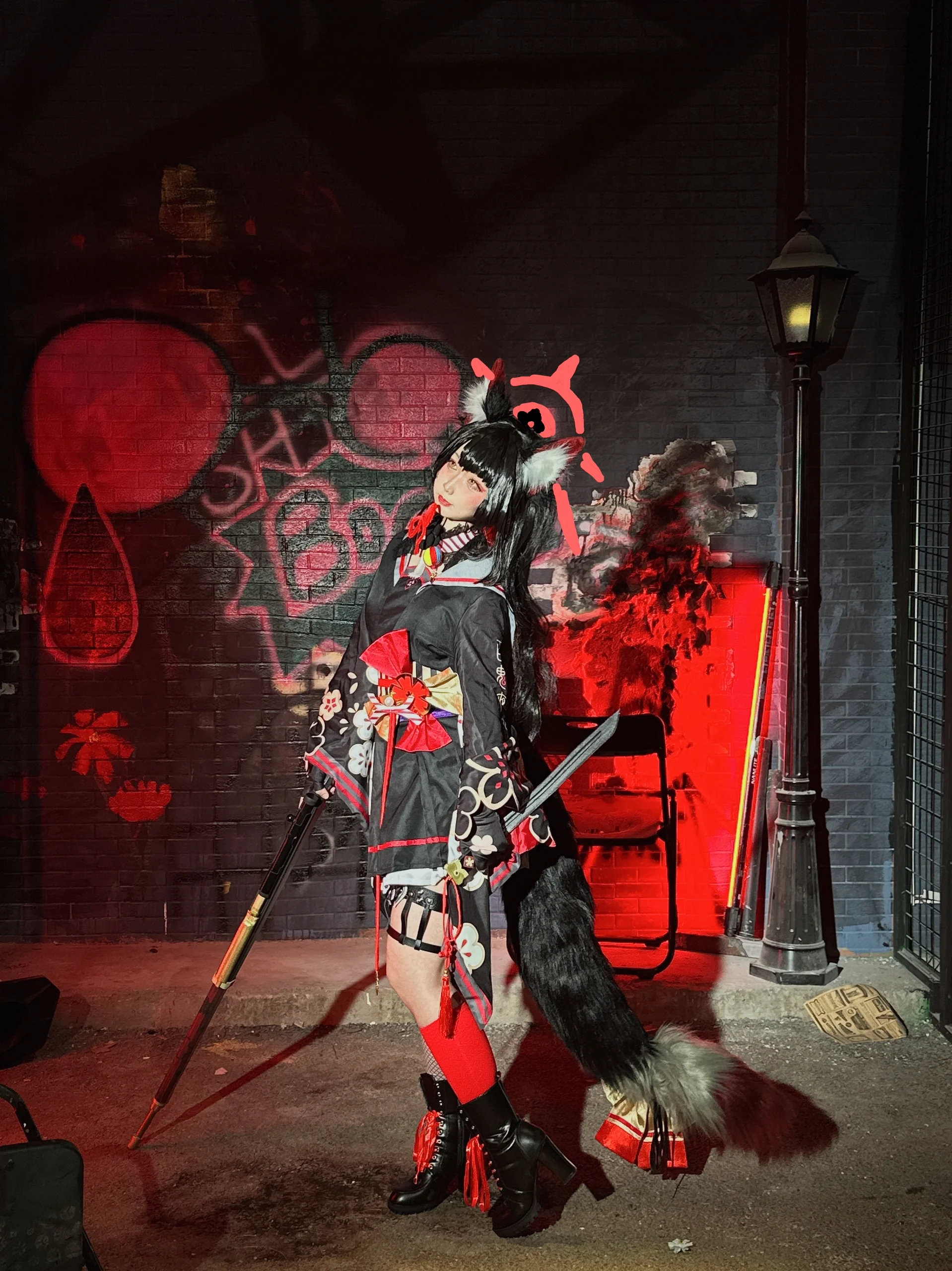【碧蓝档案cos】深夜街头的狐耳少女，红黑和风太飒了