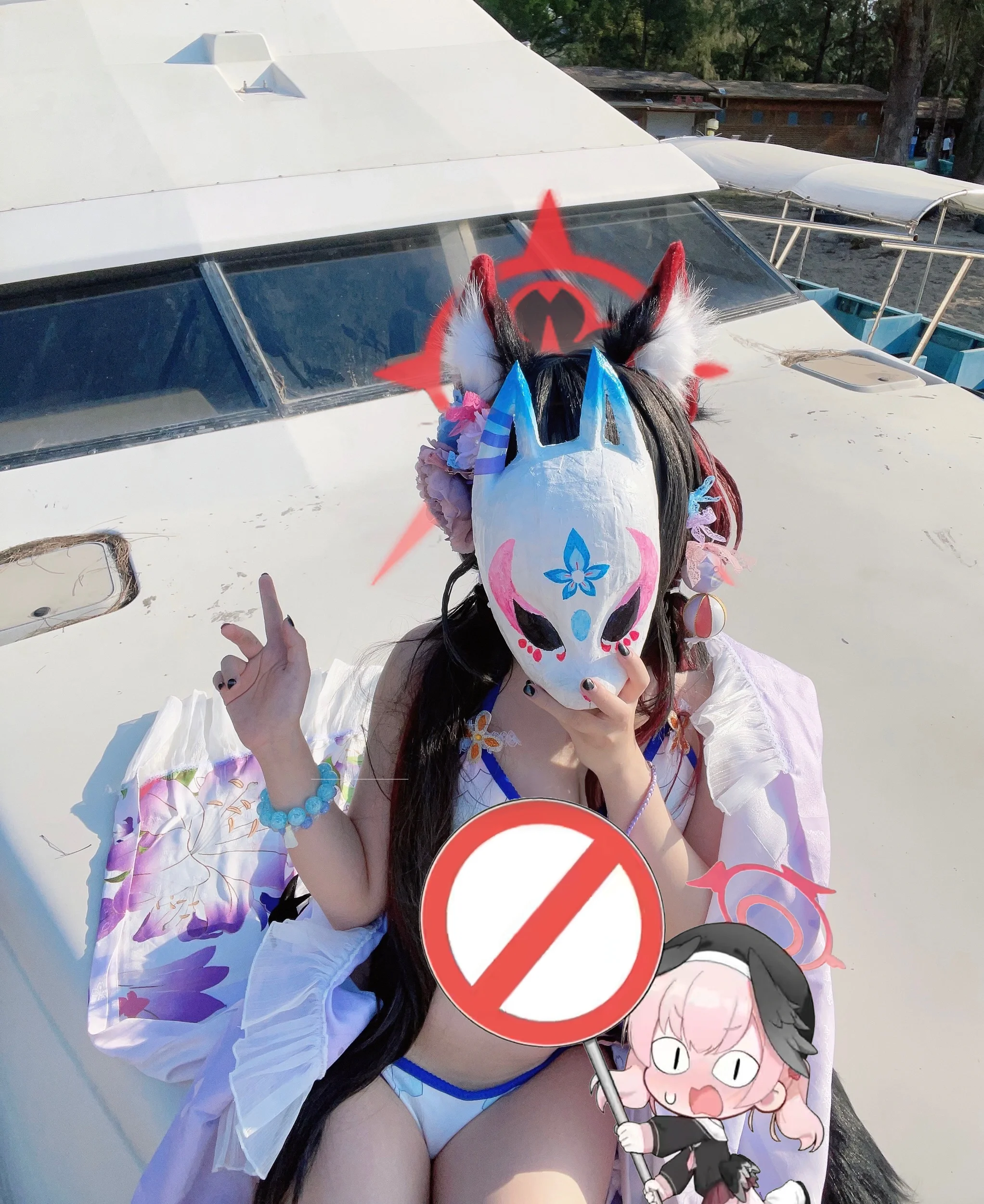 [Wakamo (Swimsuit) cosplay] Blue Archive seaside snapshots on a hovercraft - Image 1