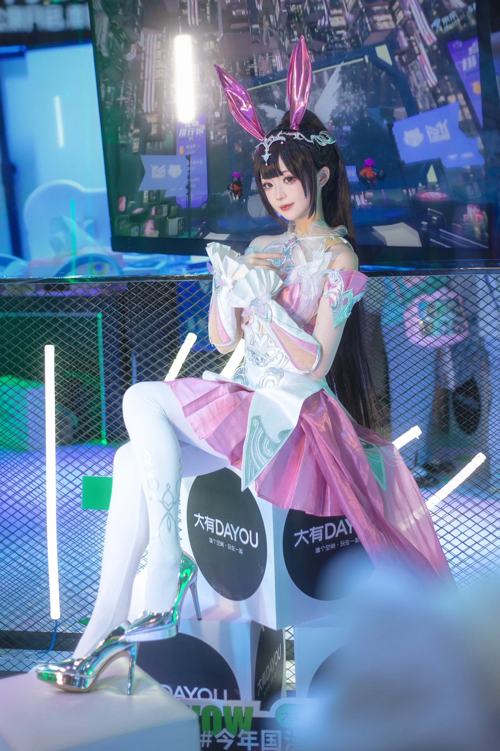 【小舞 コスプレ】『闘羅大陸』、杭州中国国際漫画アニメフェスティバル会場でのスイートコスプレなウサ耳パフォーマンス - 3 枚目