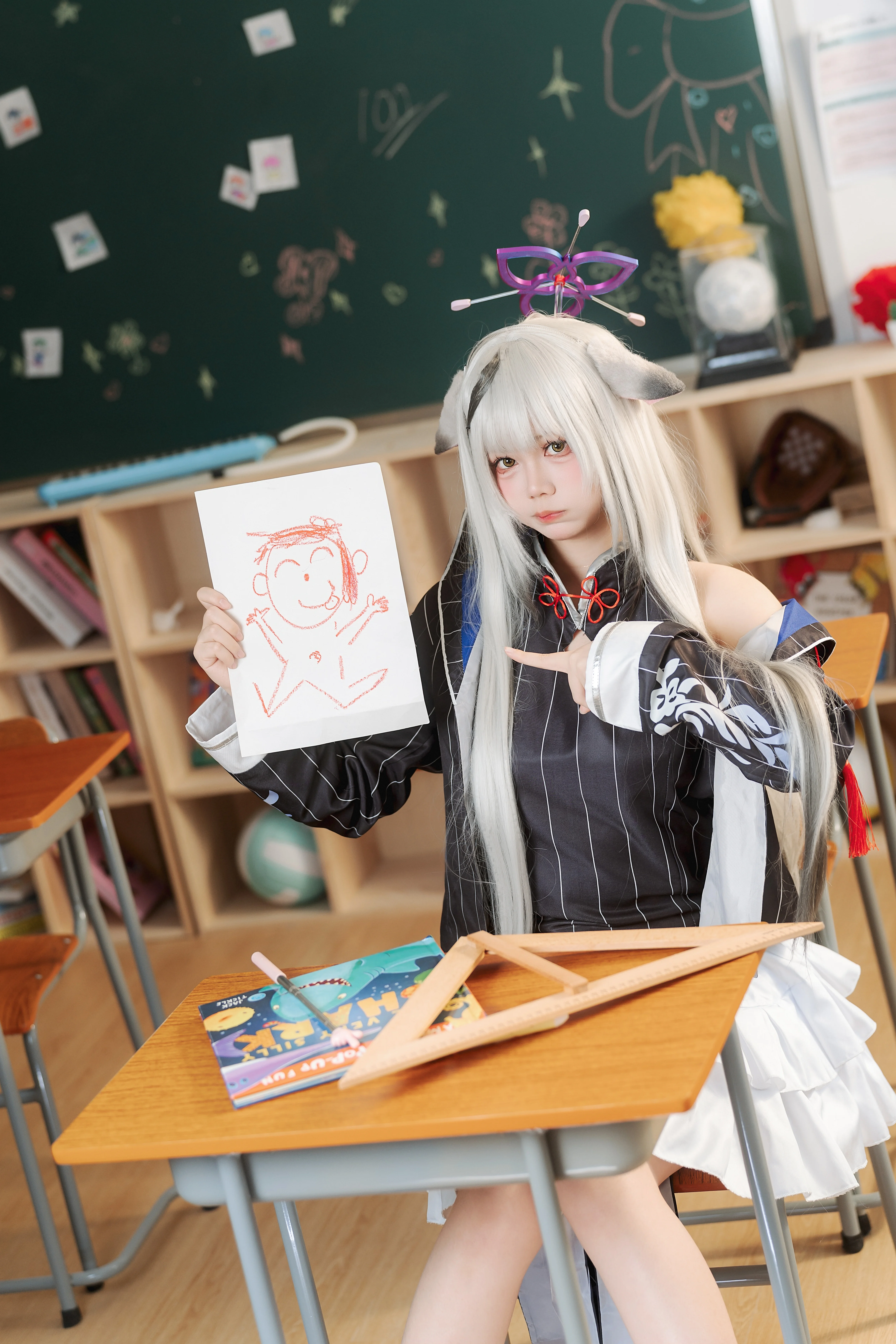 【春原心奈cos】蔚蓝档案的黑白校园侧写 - 第 1 张